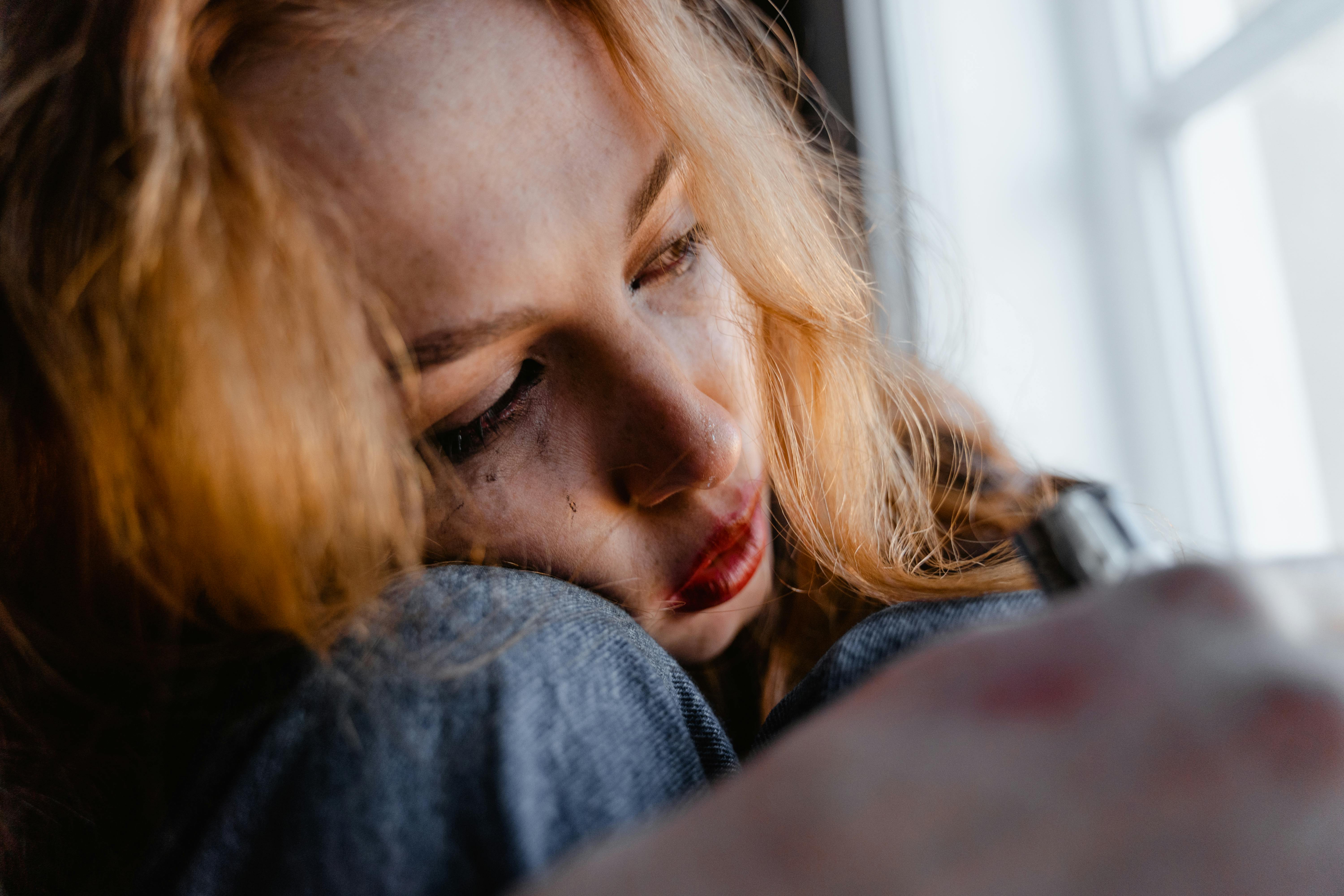 Mujer agotada | Fuente: Pexels