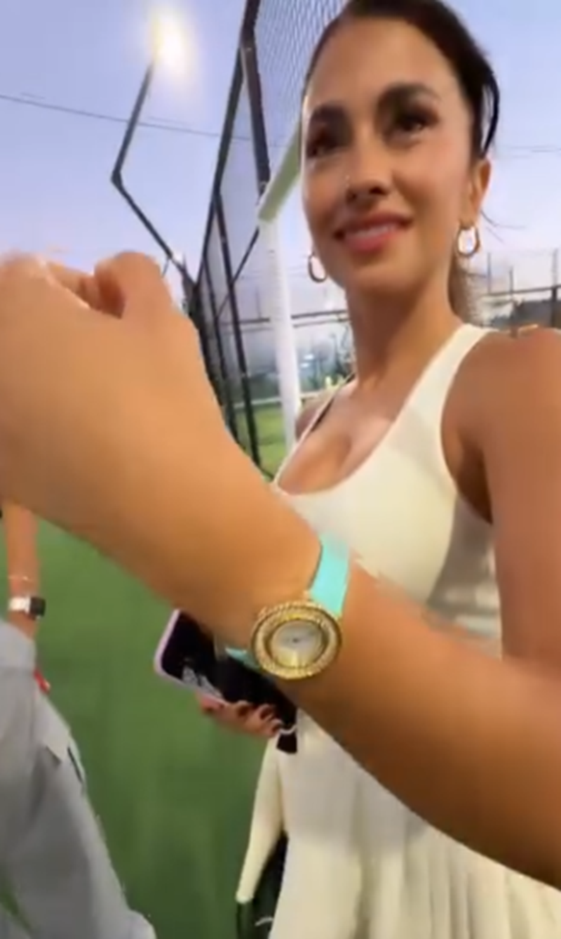 Antonela Roccuzzo interactuando con el influencer Ziv Tamir | Fuente: Instagram/ziv.tamir