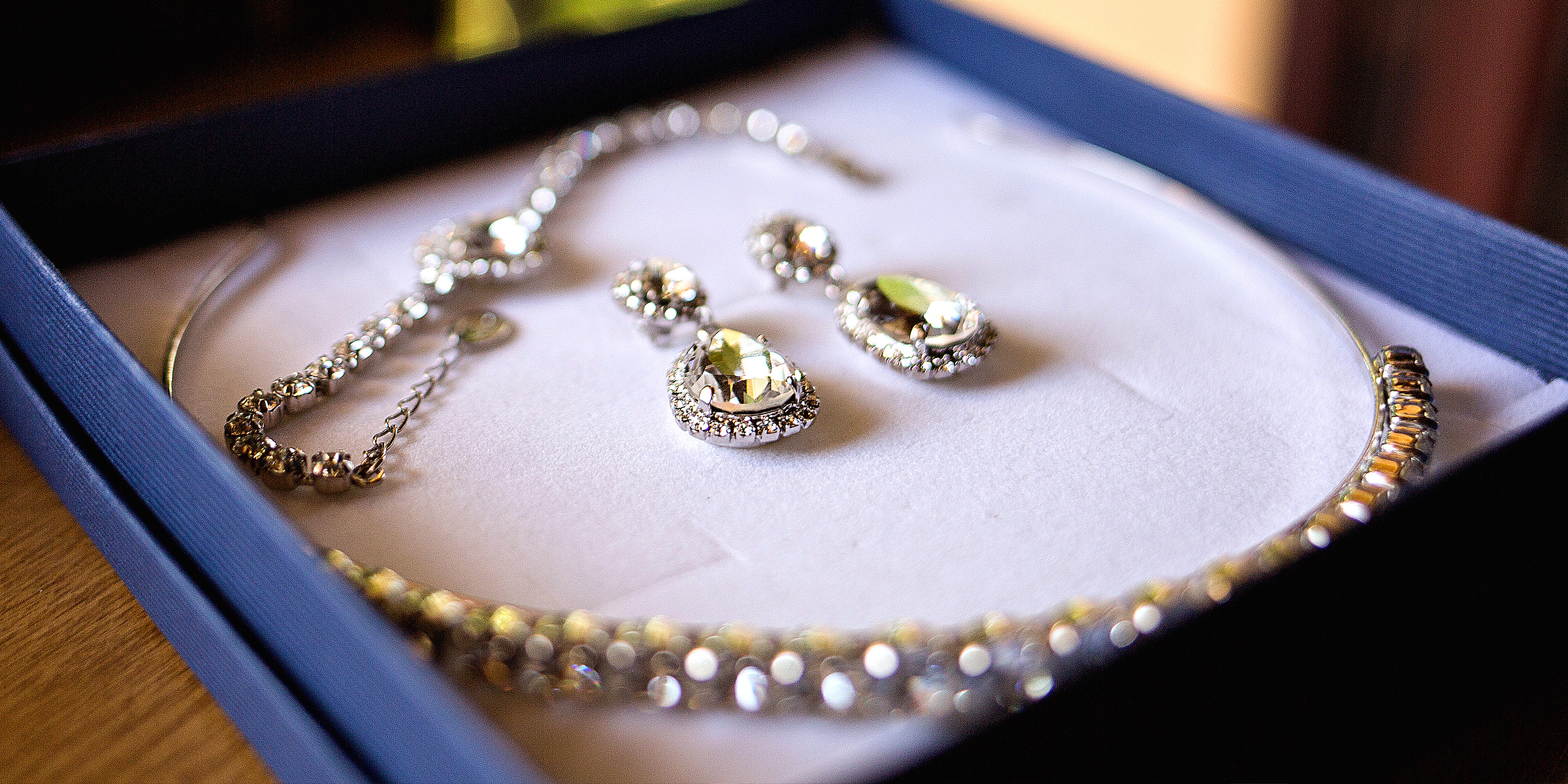 Joyas de mujer | Fuente: Shutterstock