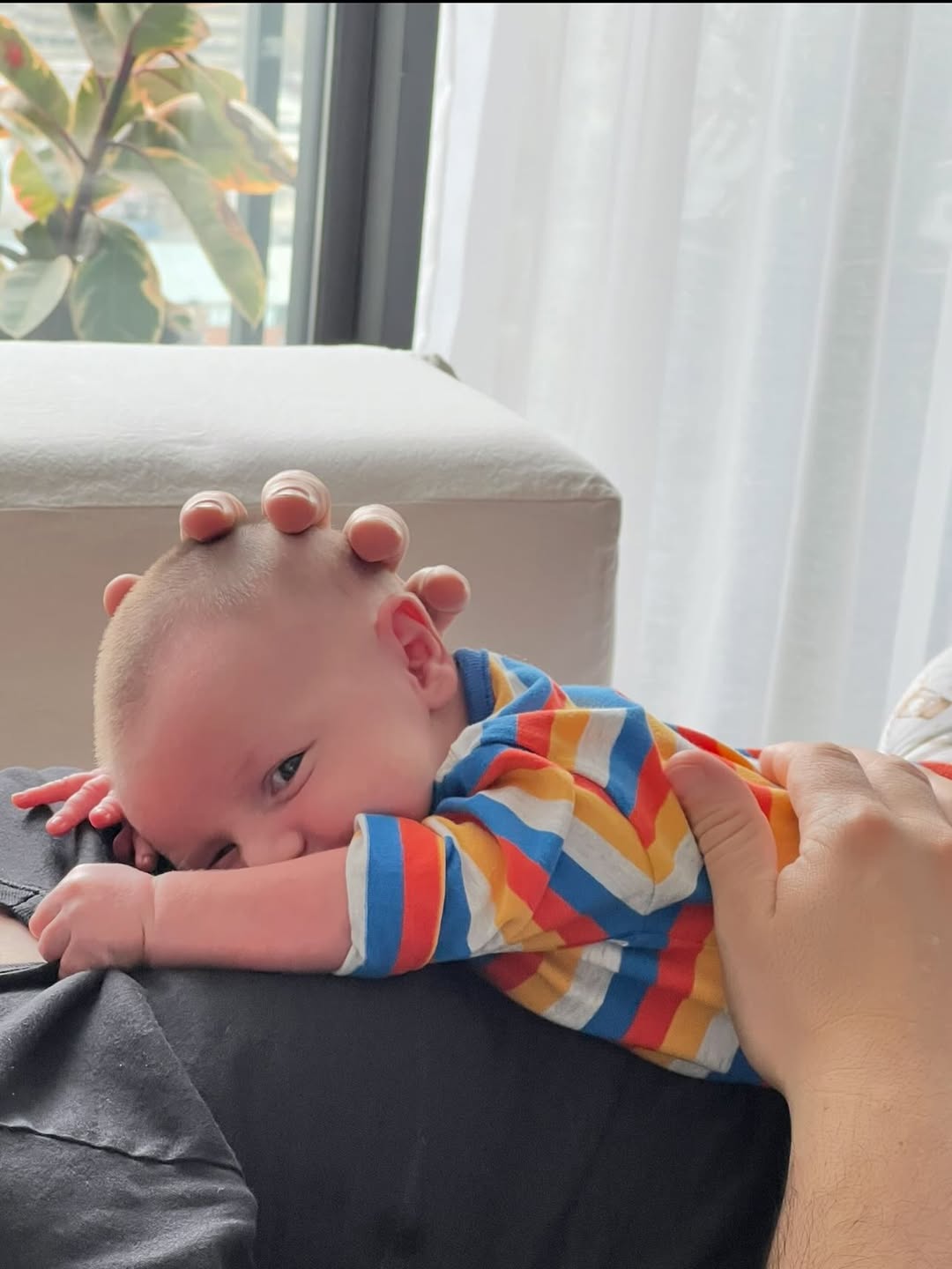 Ale Maglietti con su bebé | Fuente: Instagram/alemaglietti