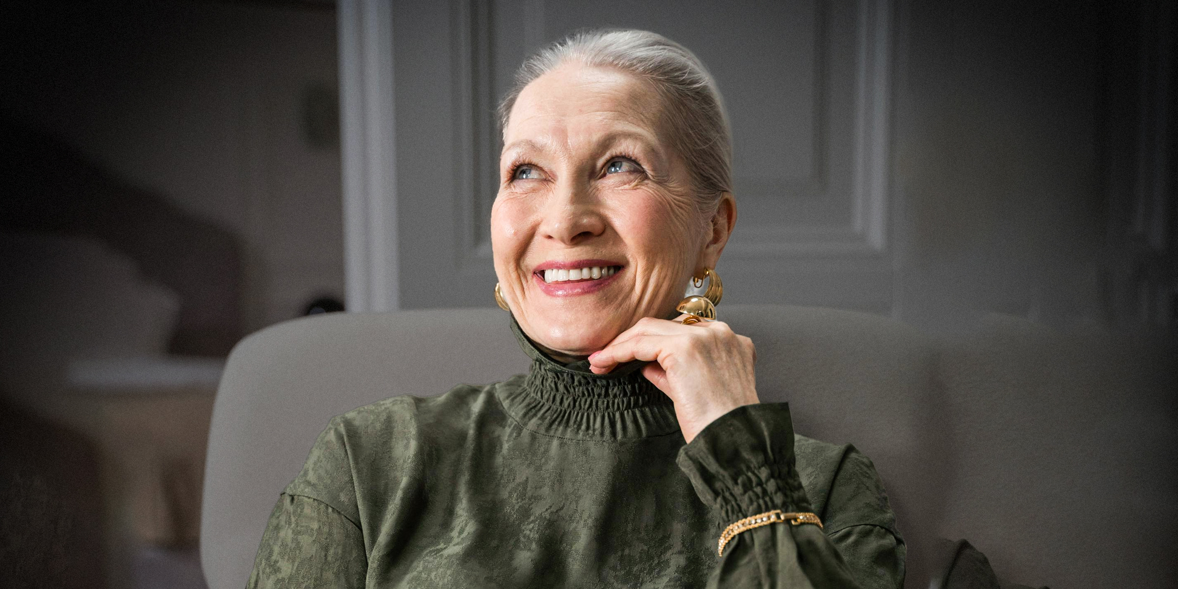 Una anciana sonriente | Fuente: Pexels