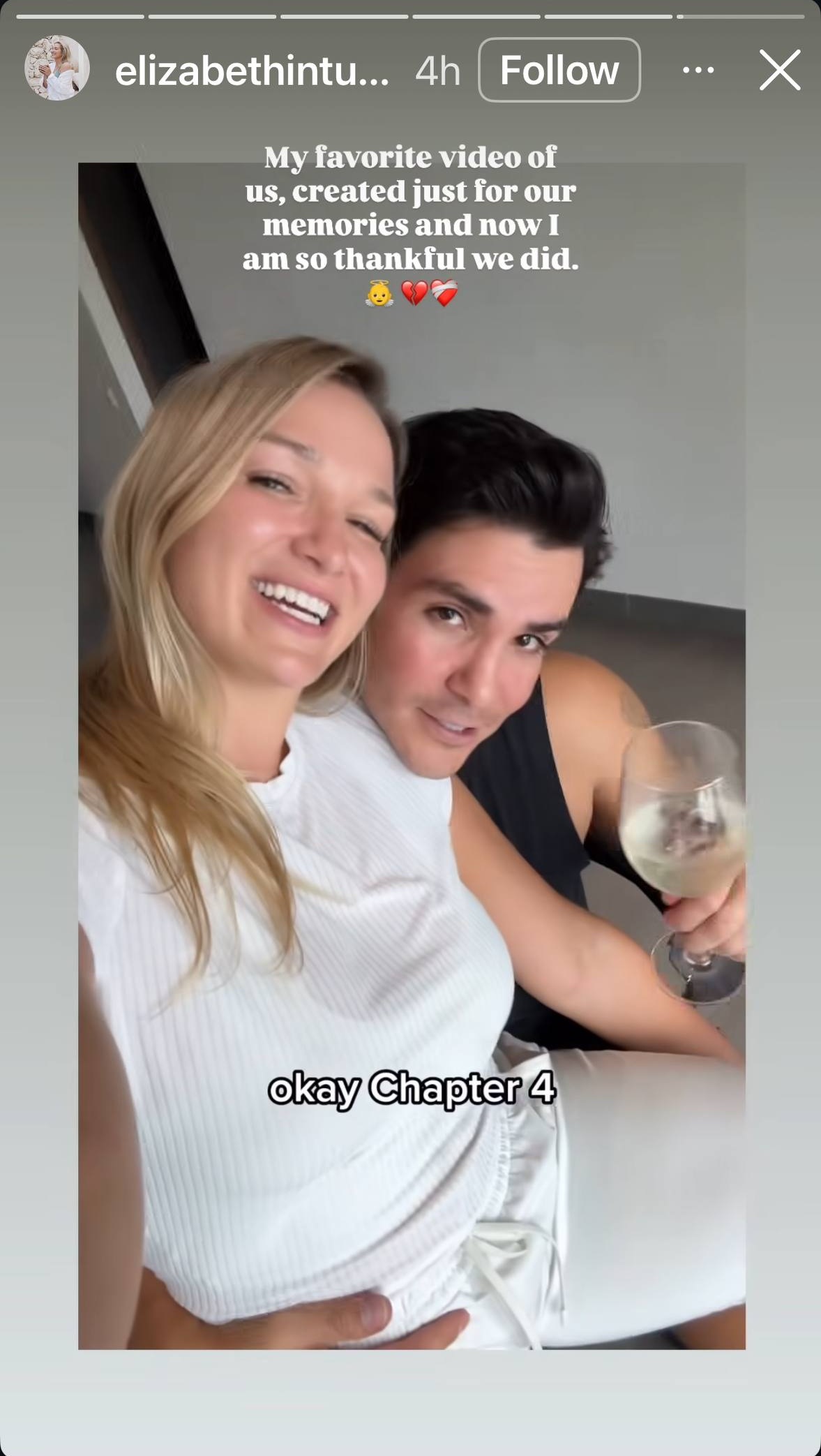Imagen captada de un video de Juan Carlos Ramírez con su novia, Elizabeth Schmidt, acompañada de un mensaje | Fuente: Instagram Stories/elizabethintulum
