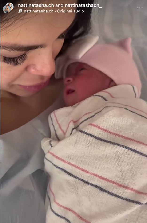 Natti Natasha anunció el nacimiento de su segunda hija. | Fuente: Instagram/@nattinatashach_