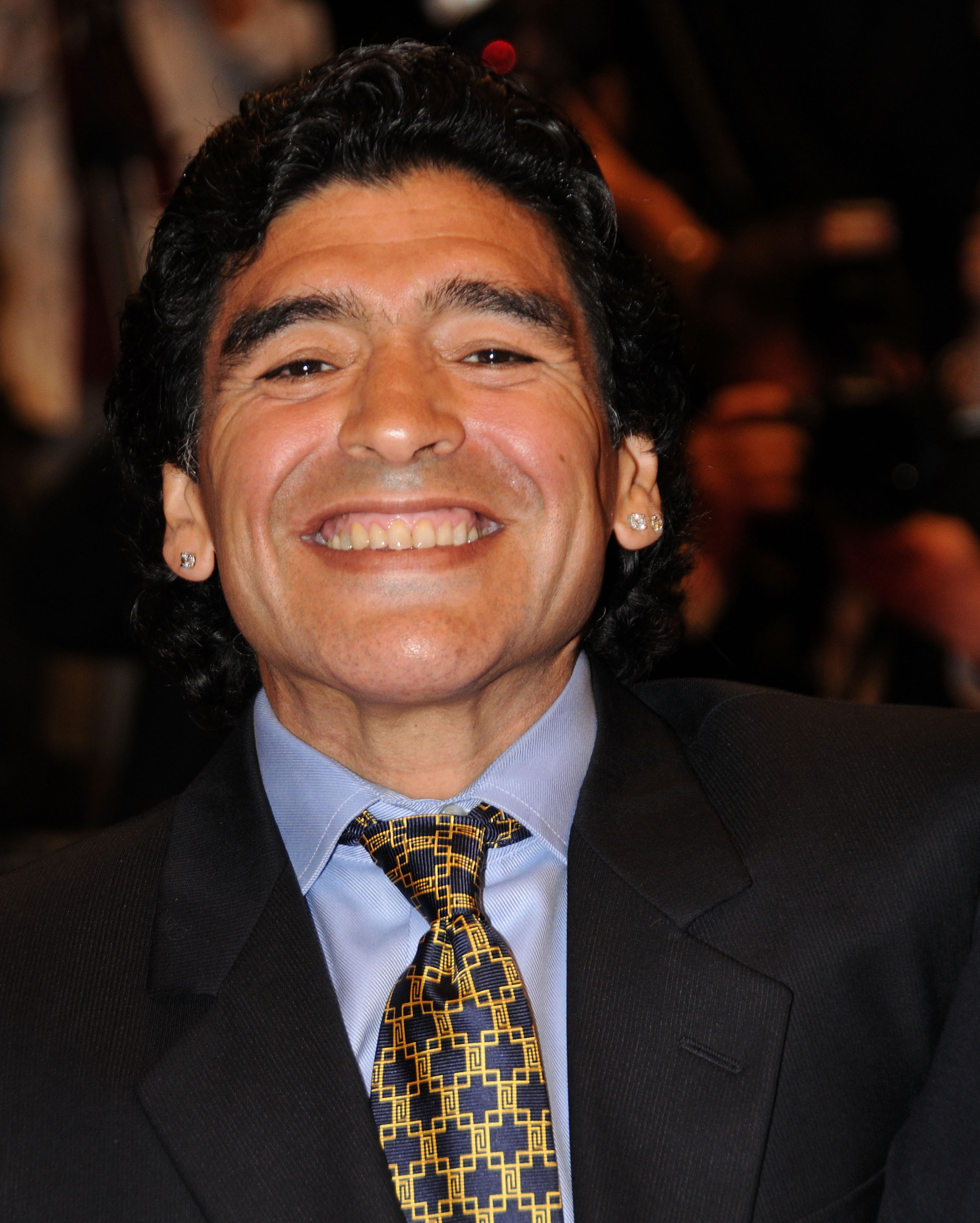 Diego Armando Maradona asiste al estreno de "Maradona" en el Palacio de Festivales durante el 61º Festival Internacional de Cine de Cannes, el 20 de mayo de 2008 en Cannes, Francia. | Fuente: Getty Images