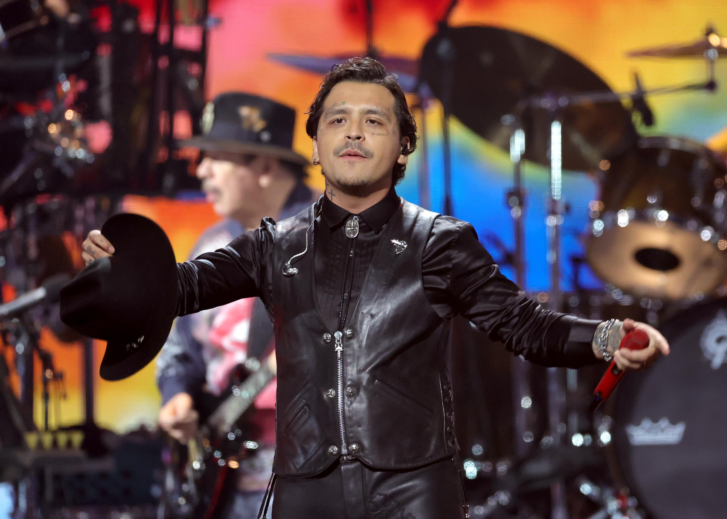 Christian Nodal en el escenario durante la 26ª edición de los Premios Grammy Latinos en el MGM Grand Garden Arena el 13 de noviembre de 2025 en Las Vegas, Nevada. | Fuente: Getty Images