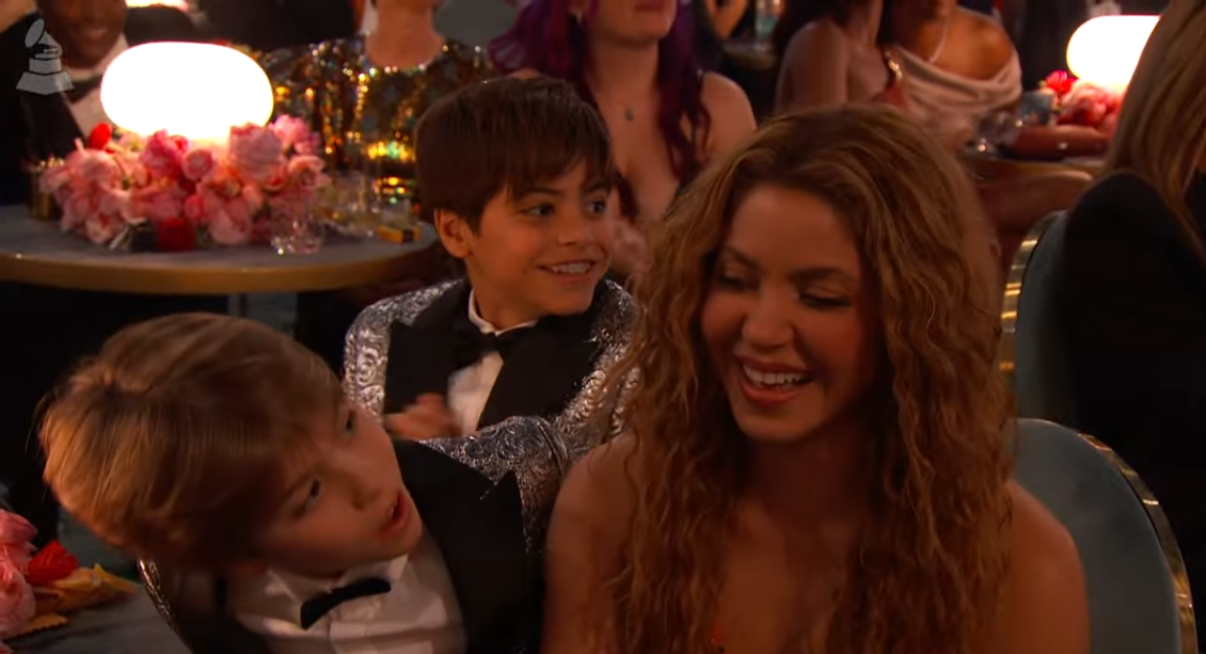 Shakira, Milan y Sasha en los Grammy | Fuente: youtube.com/Recording Academy / GRAMMYs