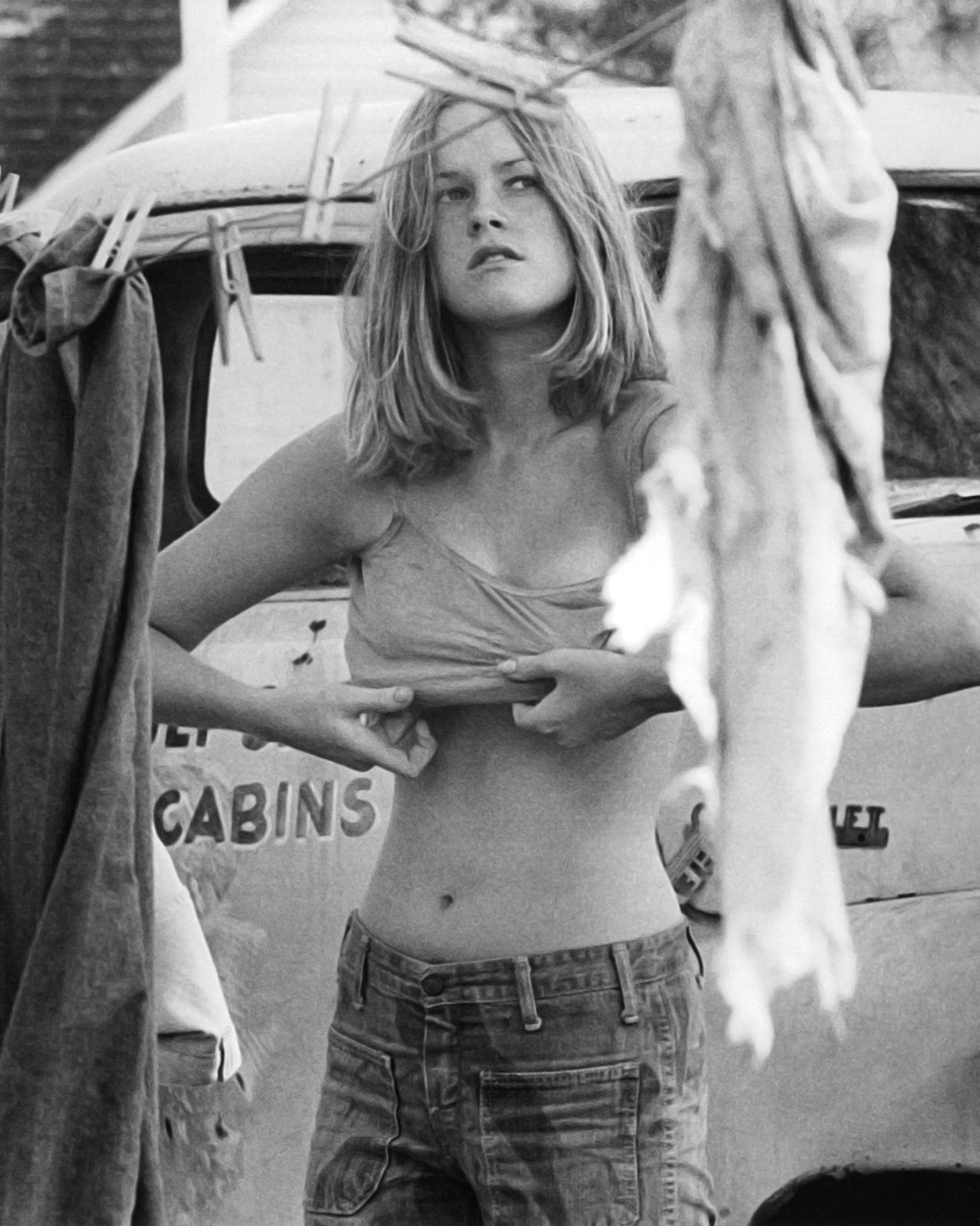 Melanie Griffith en el rodaje de "Night Moves", 1975 | Fuente: Getty Images.