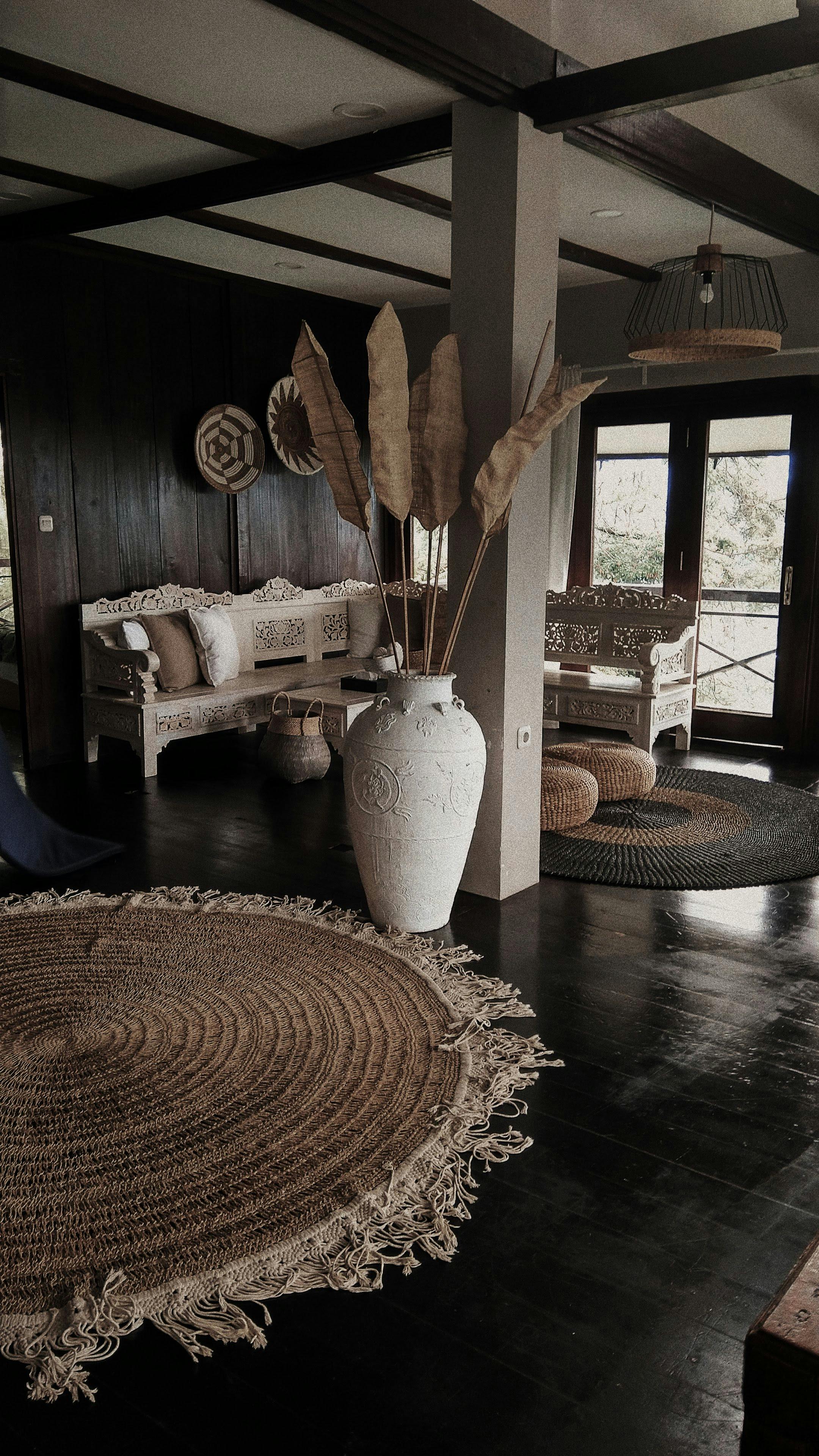 Alfombras en una casa moderna | Fuente: Pexels