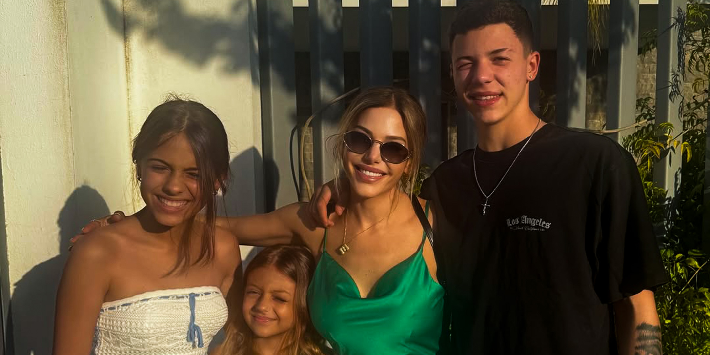 Evangelina Anderson junto a sus hijos | Fuente: Instagram/evangelinaanderson