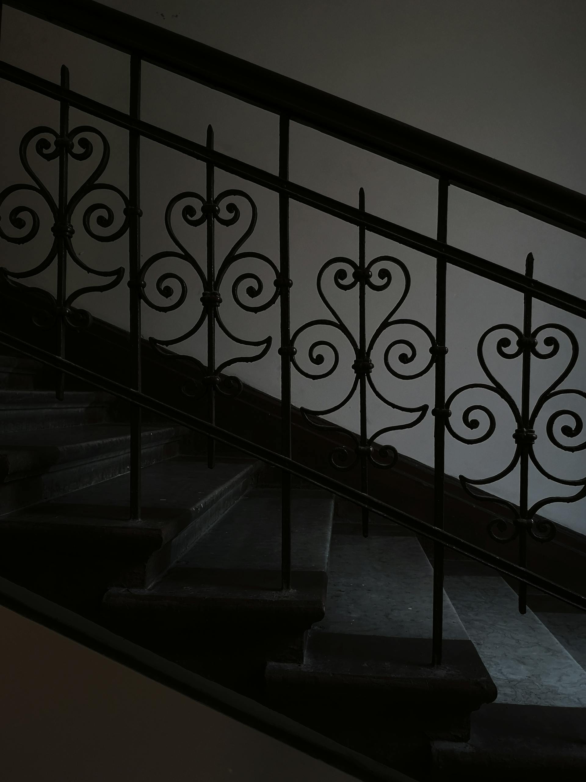 Una escalera | Fuente: Pexels