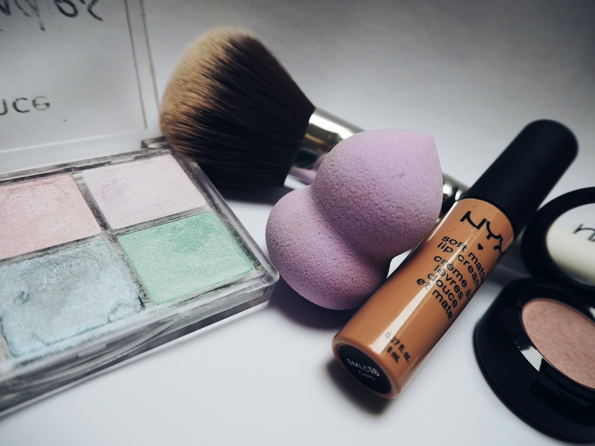 Un primer plano de maquillaje | Fuente: Pexels