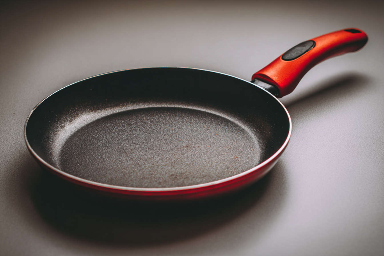 Una sartén | Fuente: Midjourney