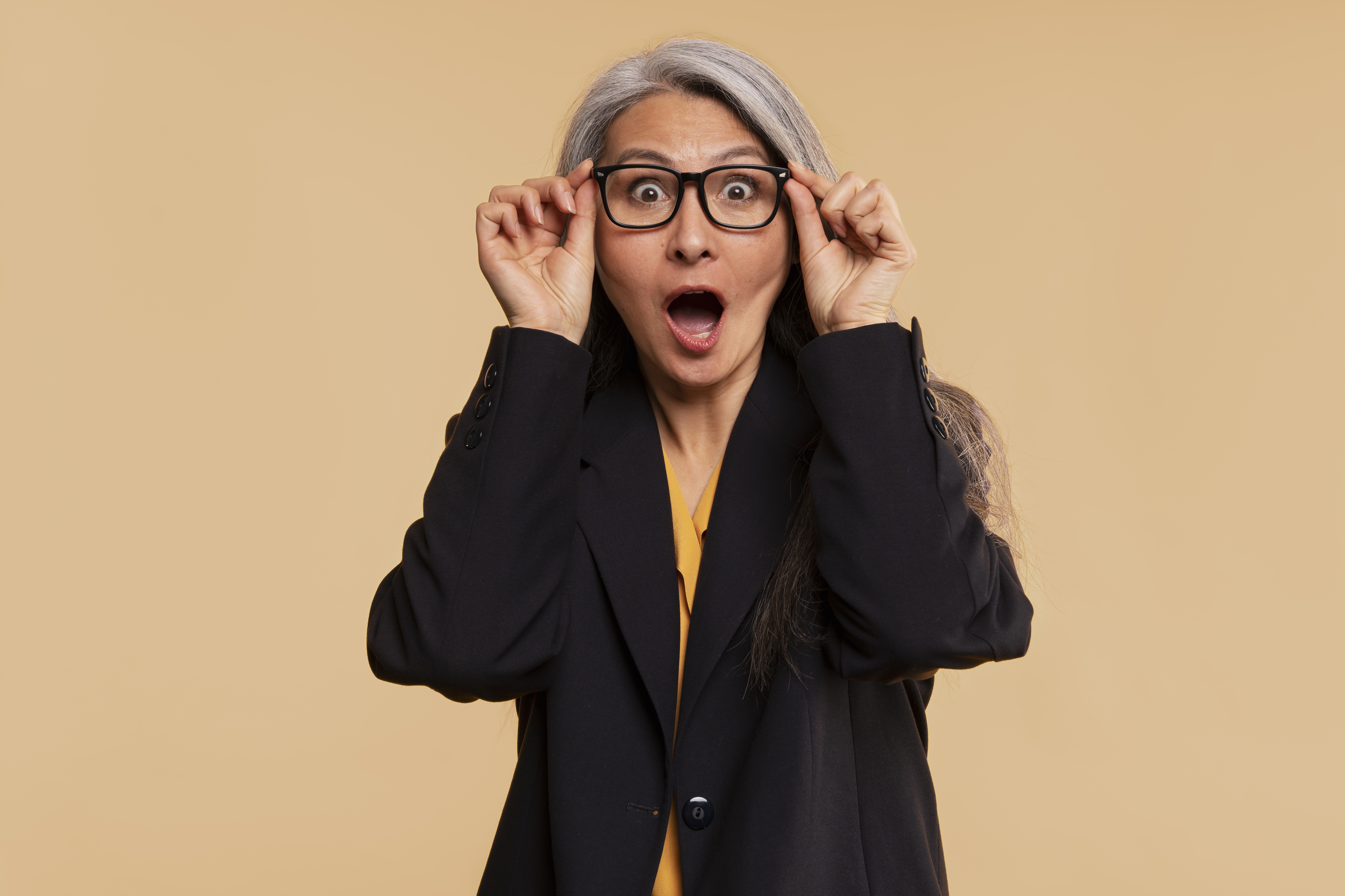 Una mujer conmocionada | Fuente: Freepik