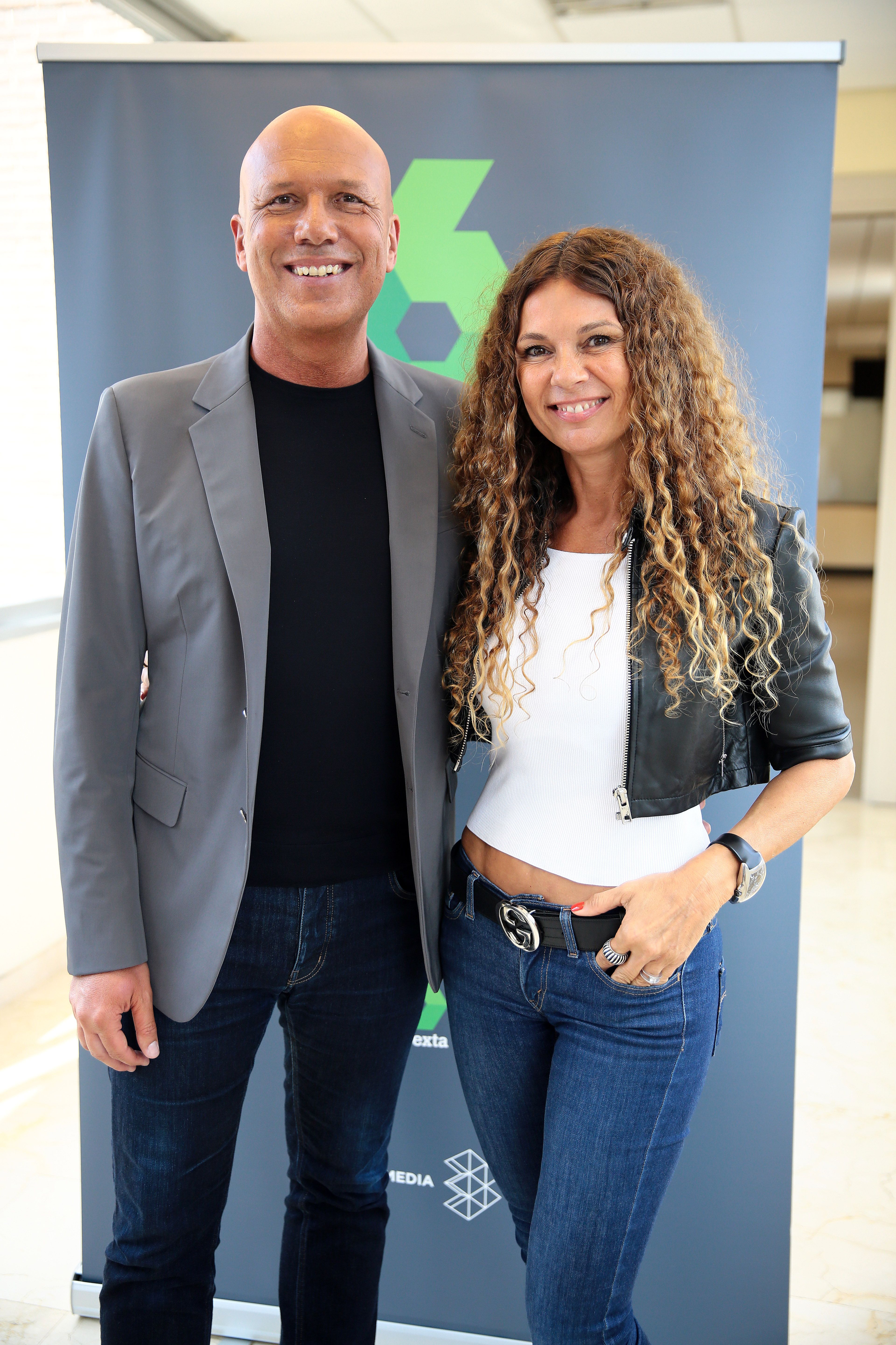 Alfonso Arús y Angie Cárdenas asisten a la presentación del programa de televisión "Arusitys" el 29 de agosto de 2018 en San Sebastián de los Reyes, España. | Fuente: Getty Images