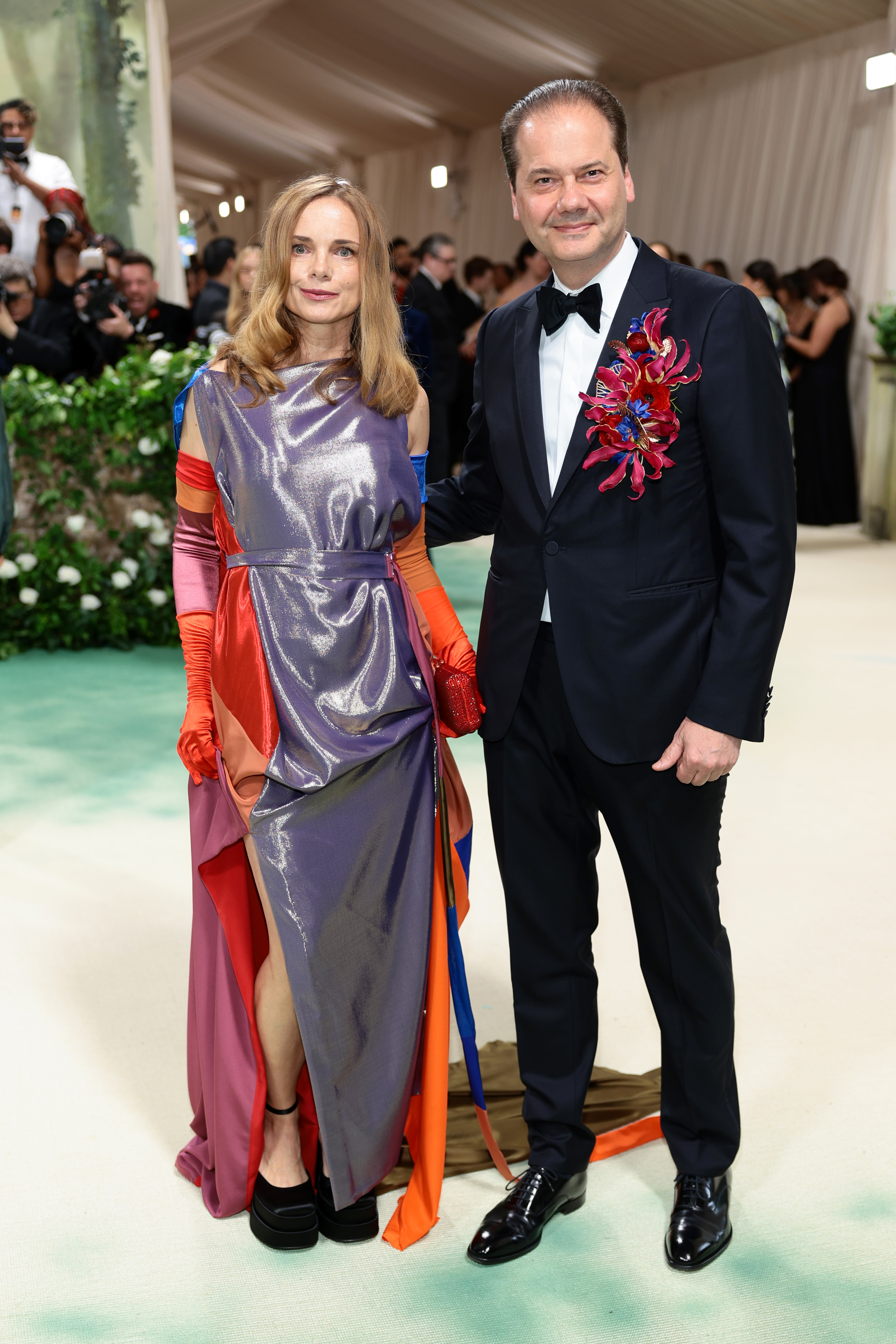 Nina Hollein y Max Hollein asisten a la Met Gala en celebración de "Sleeping Beauties: Reawakening Fashion" en el Museo Metropolitano de Arte el 6 de mayo de 2024, en la ciudad de Nueva York | Fuente: Getty Images