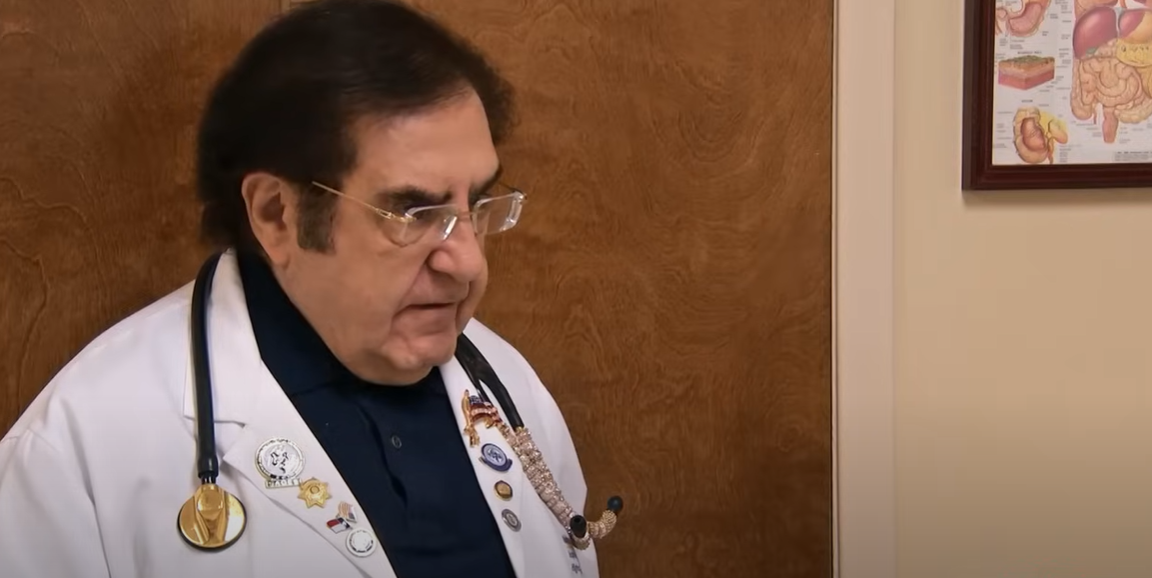 El Dr. Younan Nowzaradan en "My 600-lb. Life" con fecha del 16 de abril de 2023 | Fuente: Youtube/TLC