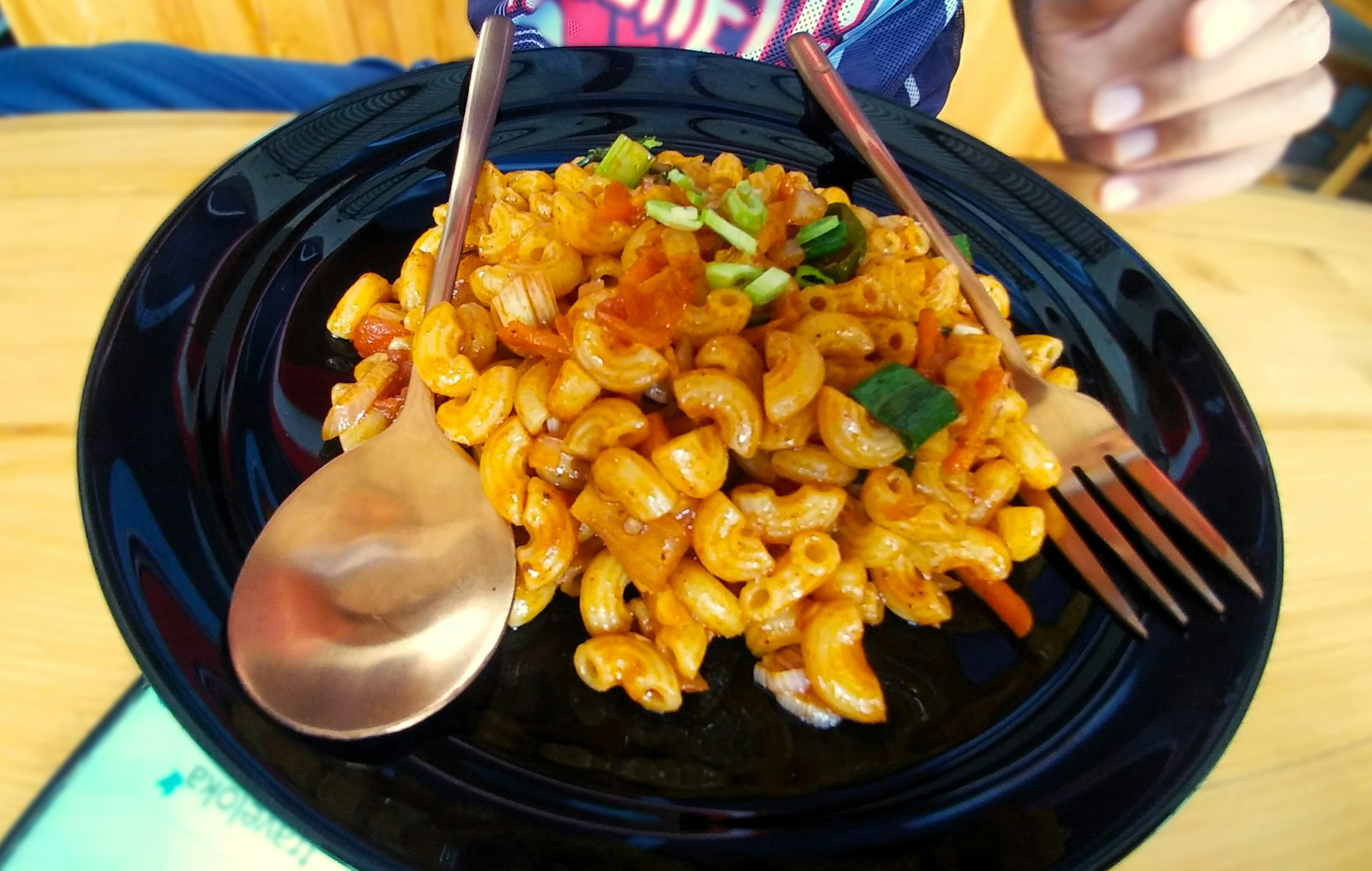Macarrones con queso en un plato | Fuente: Unsplash