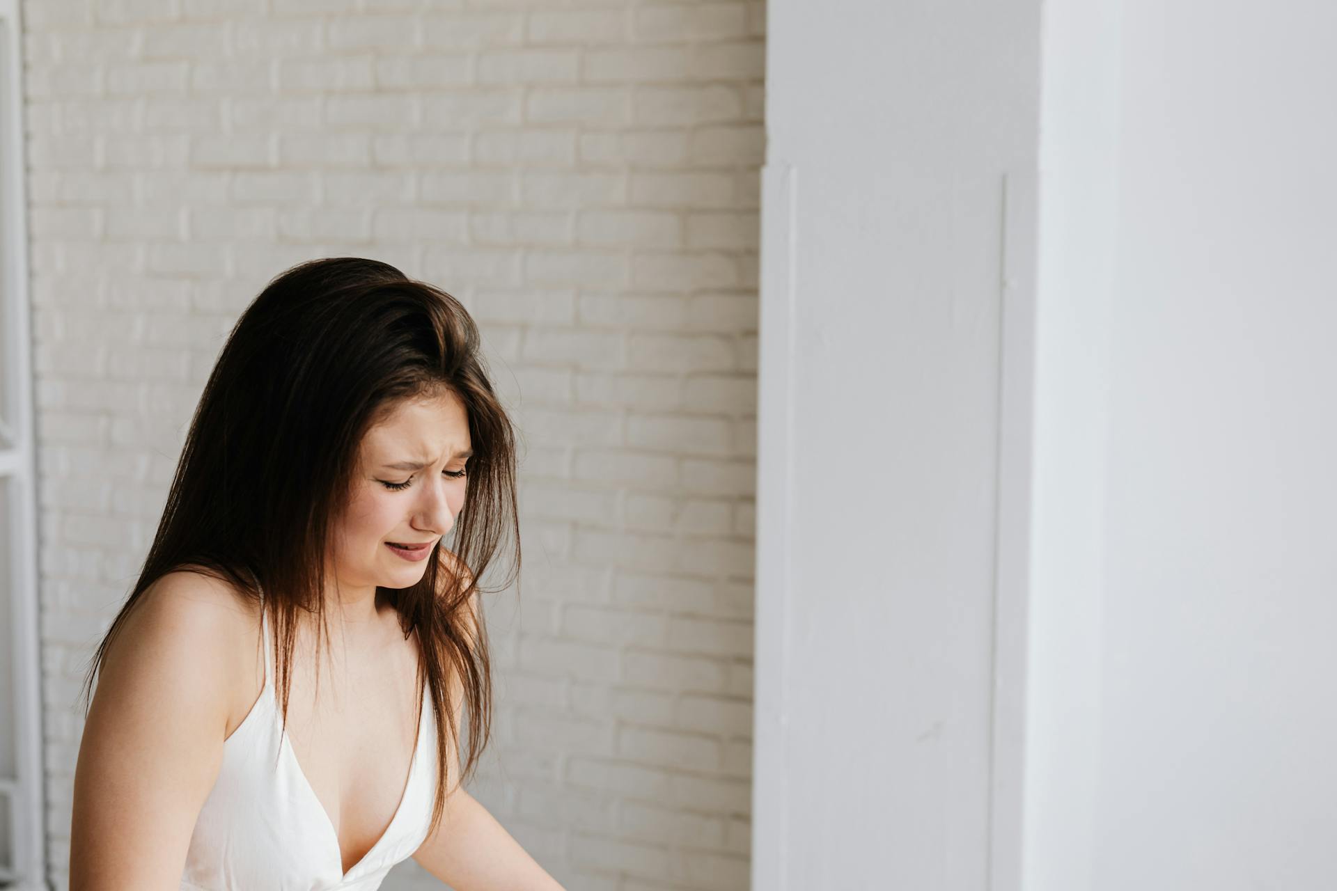 Una mujer llorando | Fuente: Pexels