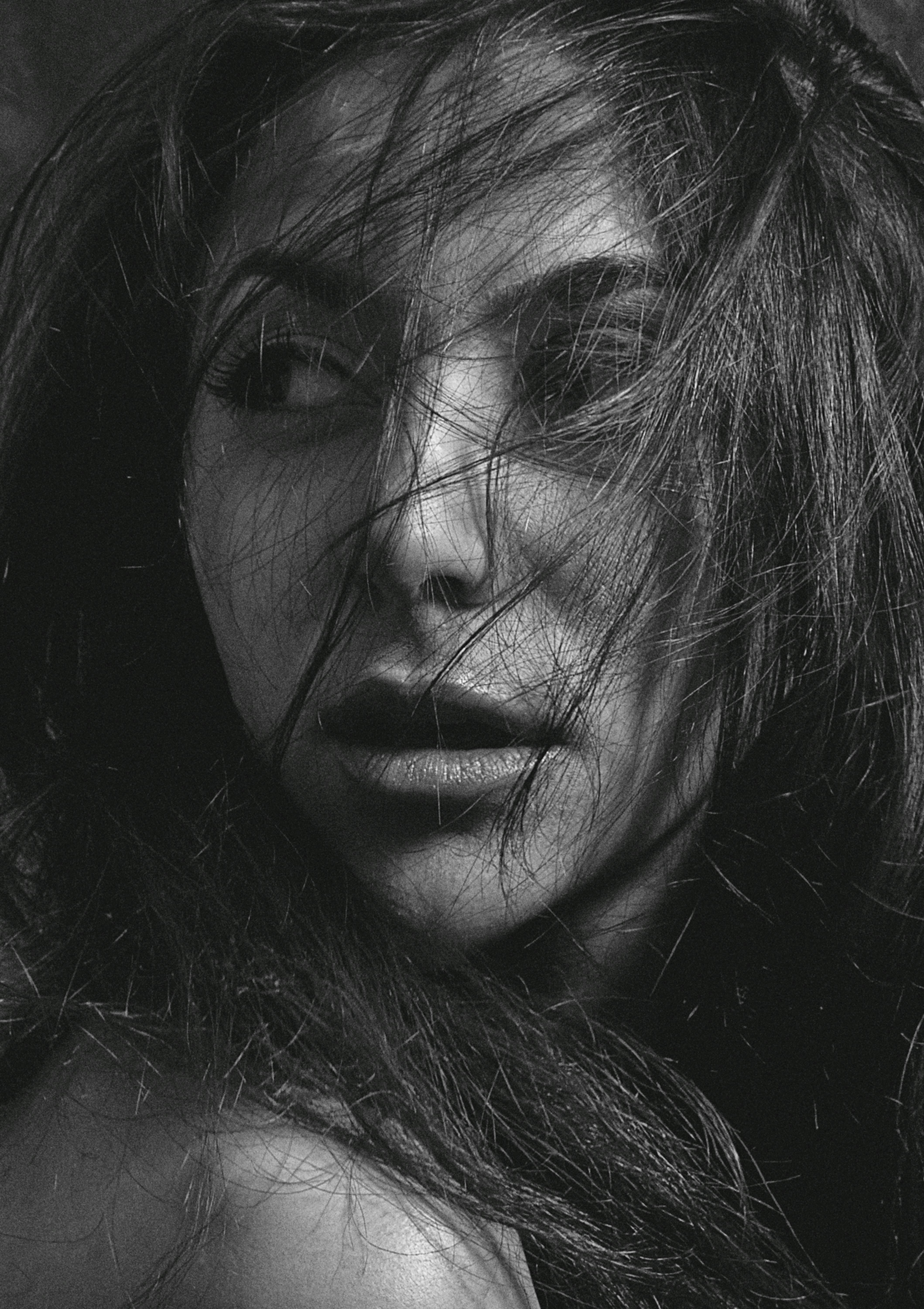 Una mujer asustada | Fuente: Pexels