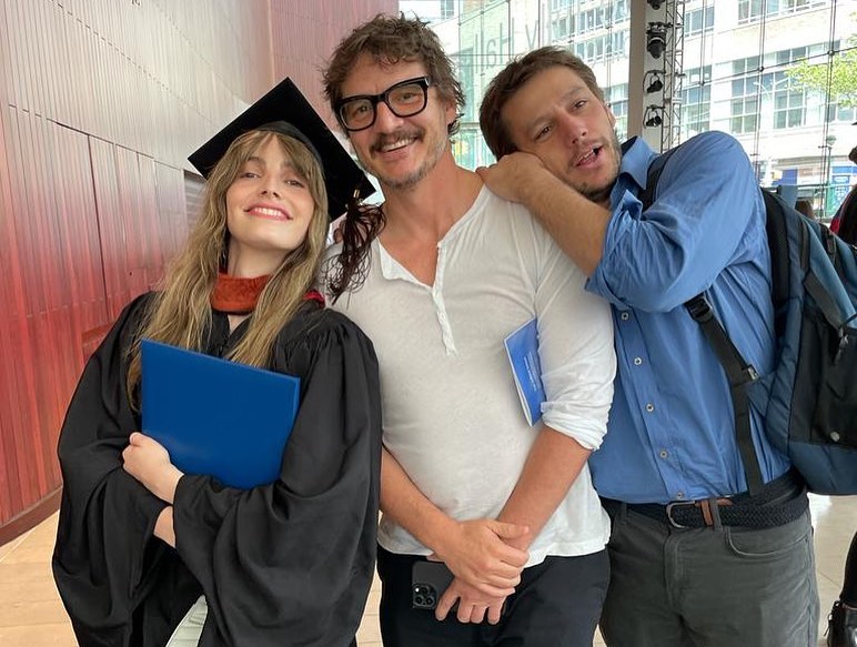 Lux y Pedro Pascal de un post fechado el 24 de mayo de 2023. | Fuente: Instagram/luxpascal_