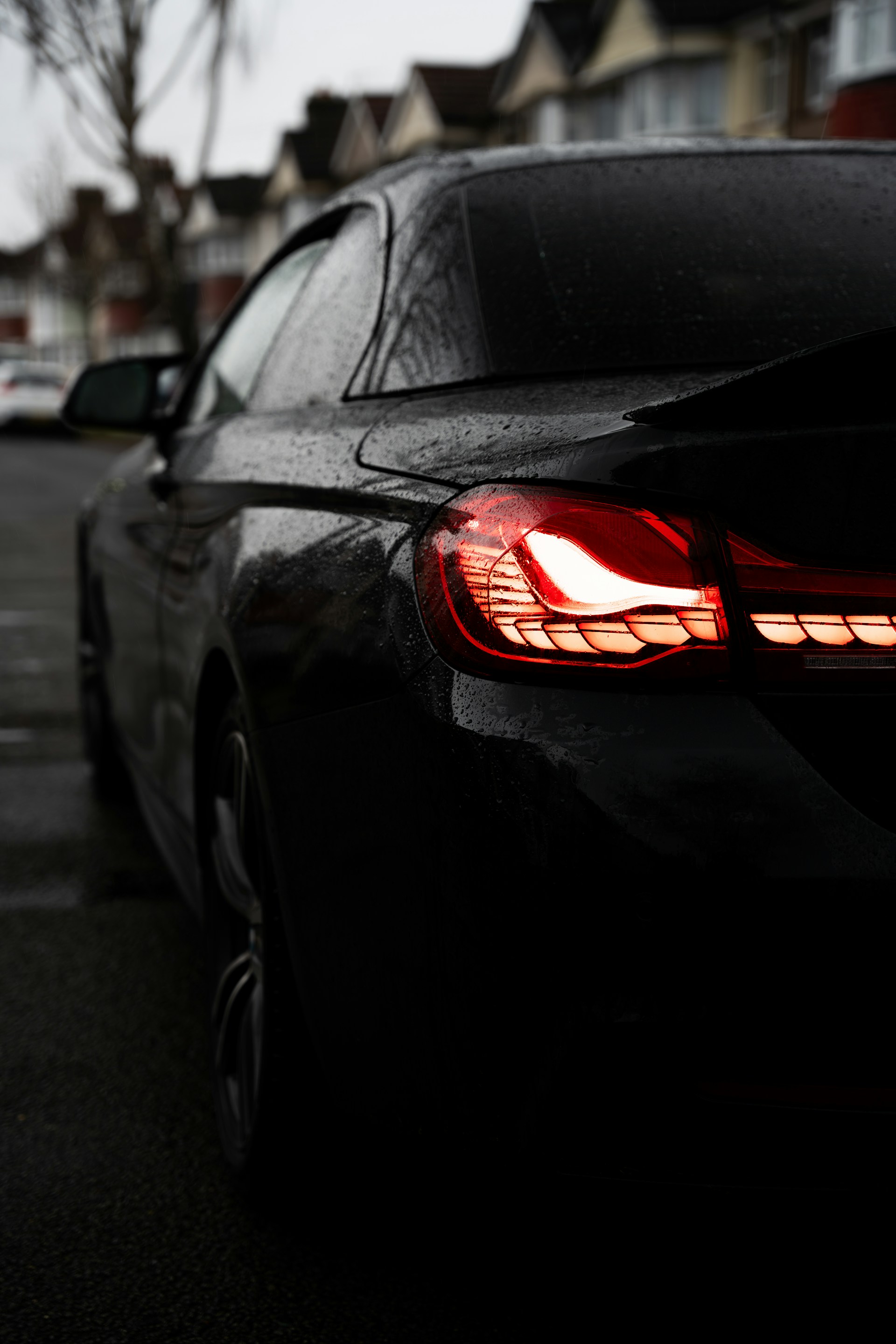 Primer plano de un Automóvil en la calle | Fuente: Unsplash