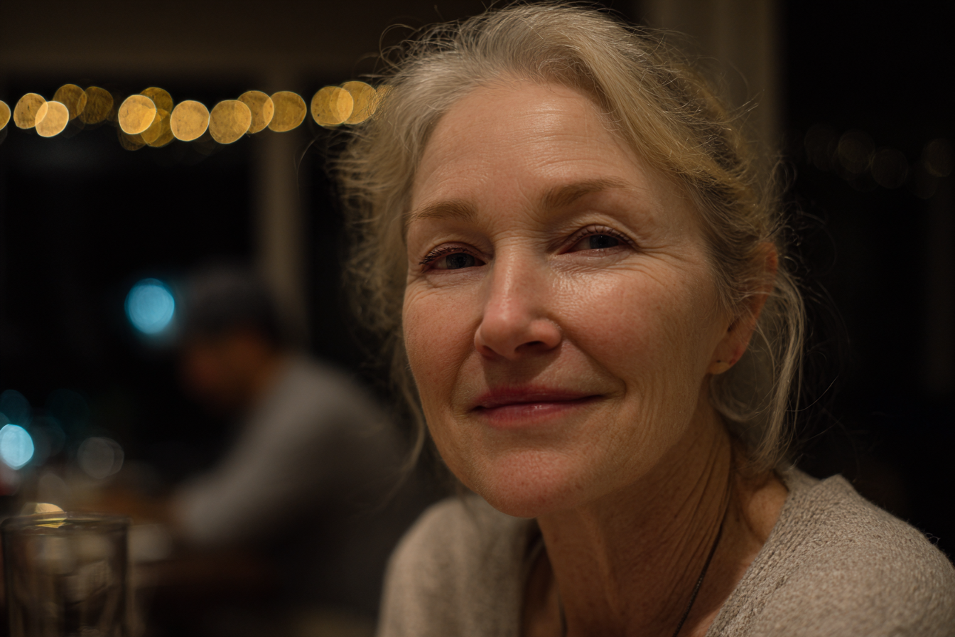 Una mujer mayor | Fuente: Midjourney