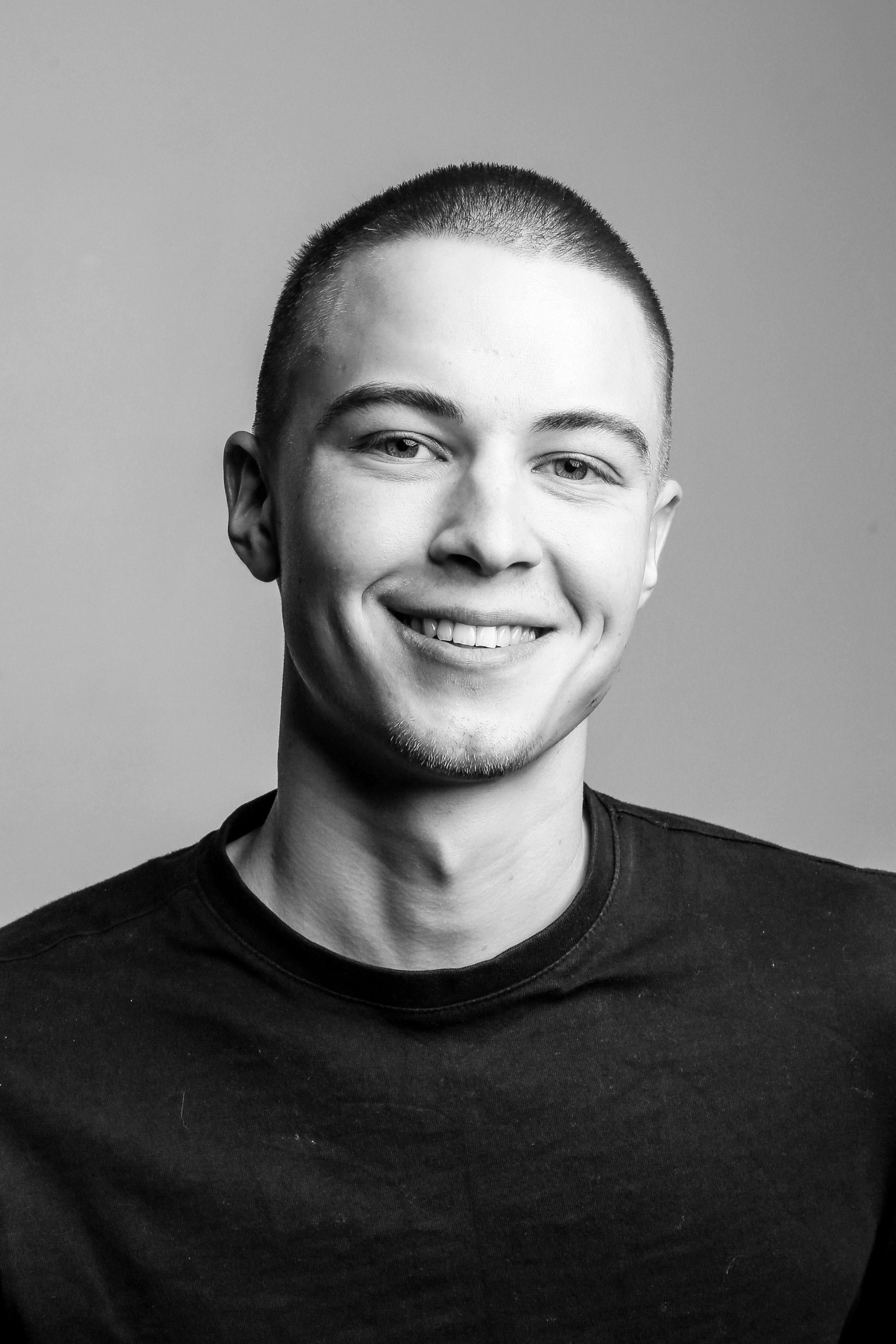 Un hombre feliz | Fuente: Pexels