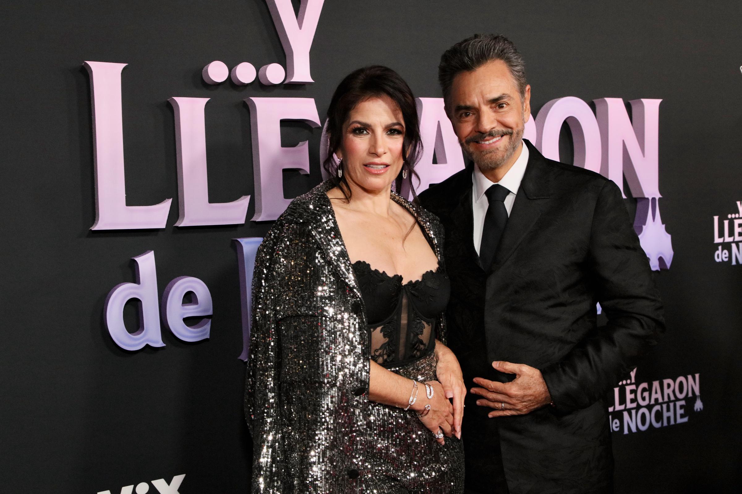 Alessandra Rosaldo y Eugenio Derbez asisten al estreno en Los Ángeles de «Y Llegaron De Noche» en el Samuel Goldwyn Theater el 10 de octubre de 2024 en Beverly Hills, California. | Fuente: Getty Images