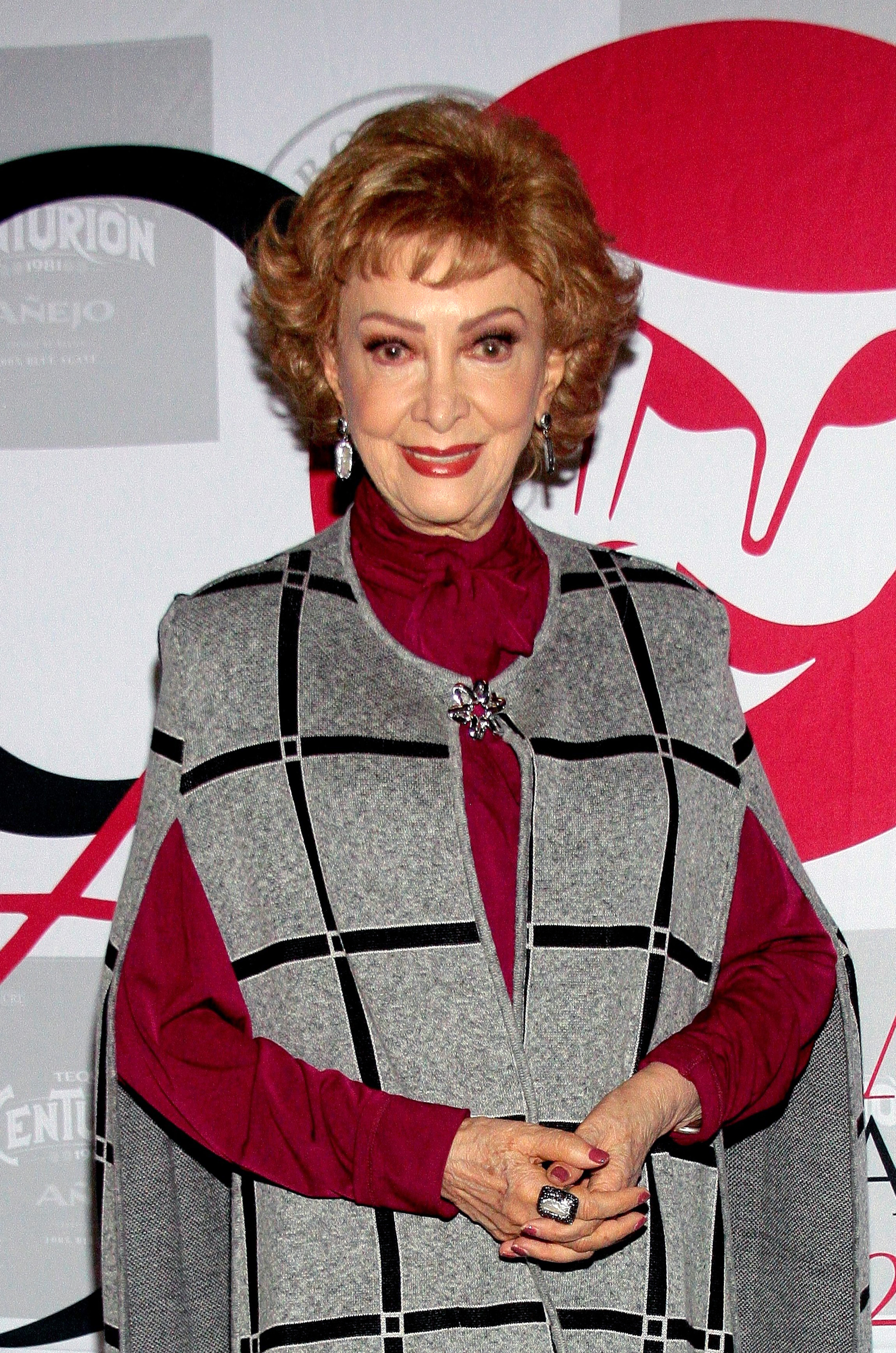 Norma Lazareno posa para fotos durante la celebración del 90 aniversario de ANDA en el Teatro Jorge Negrete el 12 de noviembre de 2024 en la Ciudad de México, México. | Fuente: Getty Images.