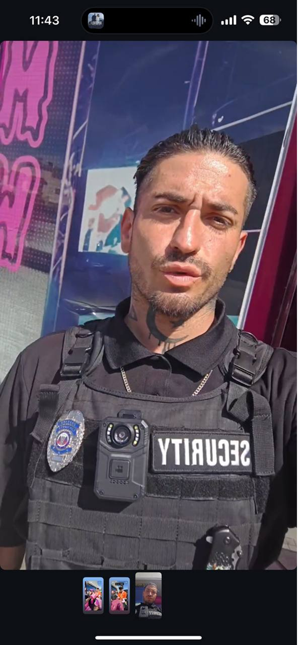 Eduardo Yáñez Jr. vestido con uniforme de oficial de seguridad. | Fuente: Instagram/Eddy Yanez.