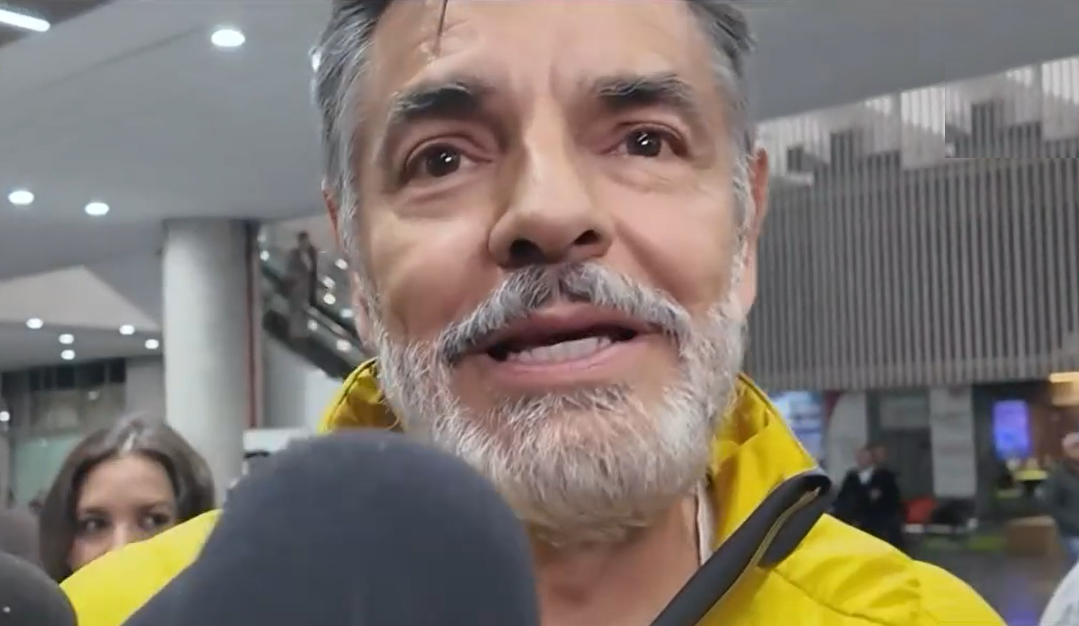 Eugenio Derbez dando declaraciones a la prensa en respuesta a las palabras de Victoria Ruffo | Fuente: Instagram/vengalaalegria