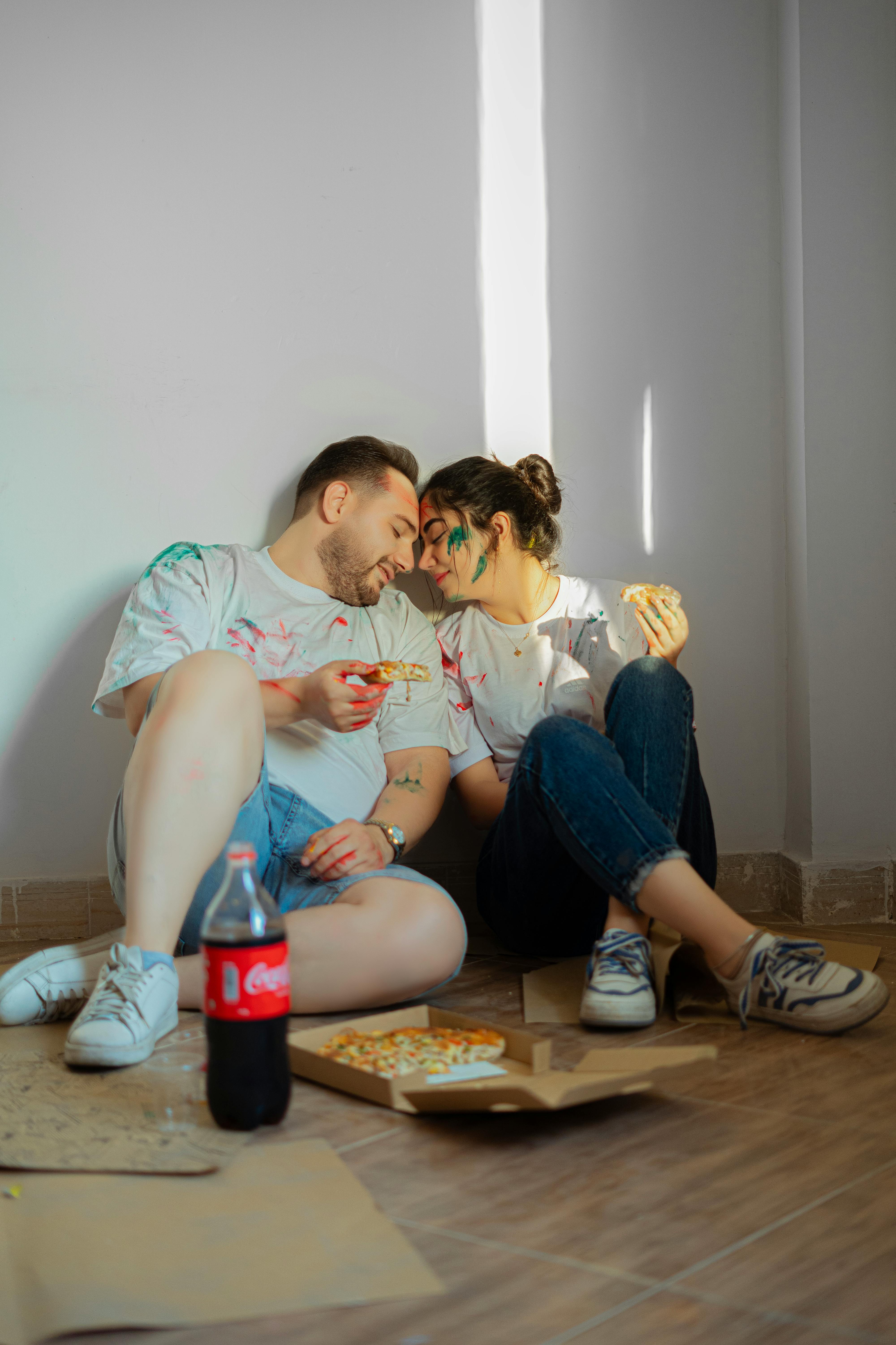 Una pareja feliz y unida | Fuente: Pexels