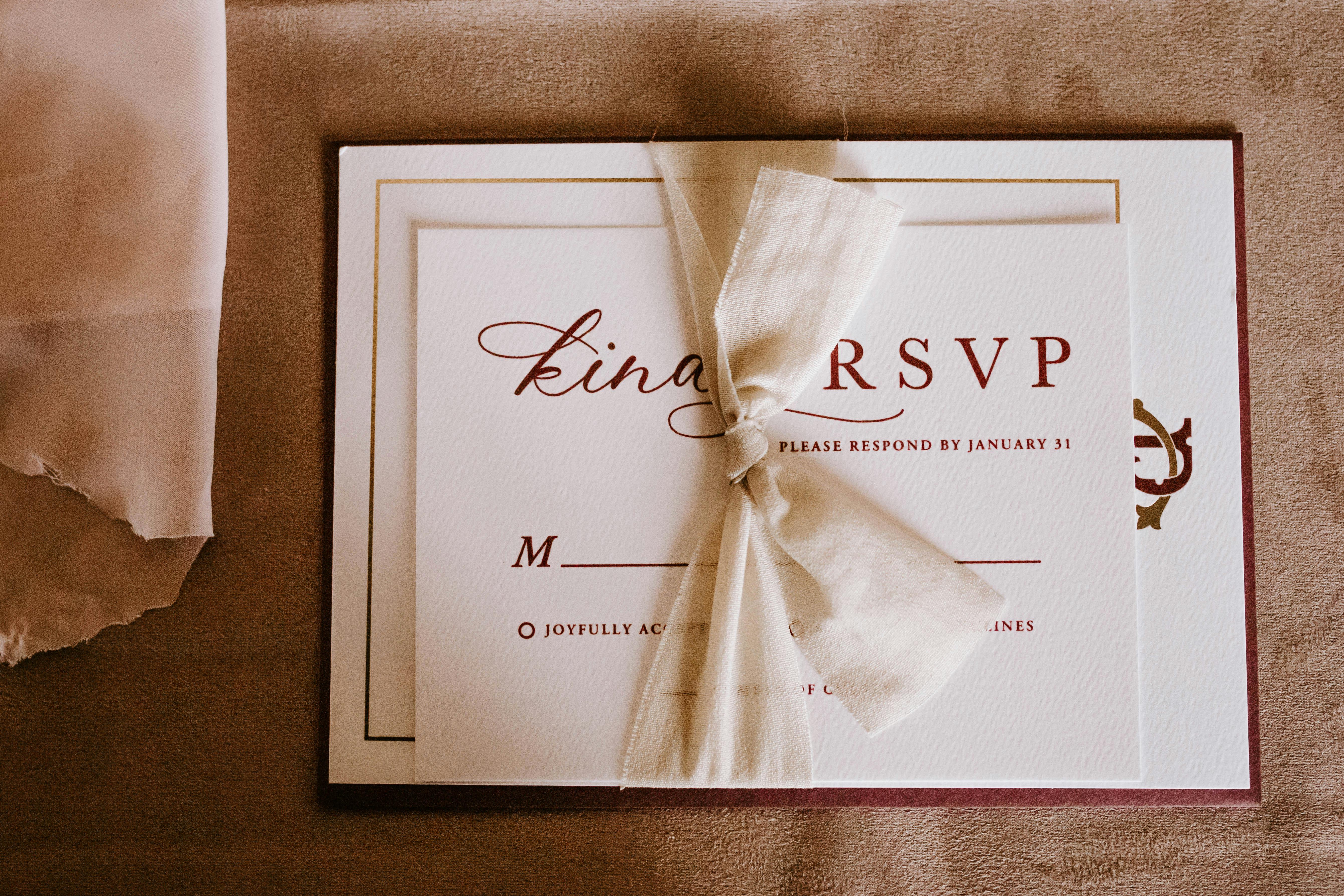 Invitaciones de boda | Fuente: Pexels