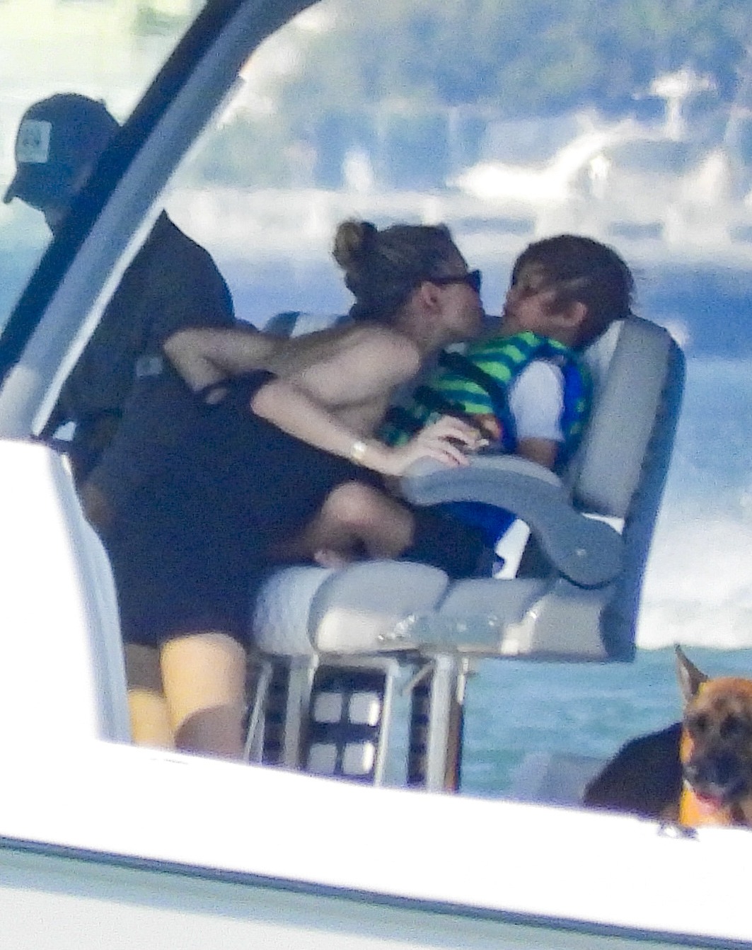 Anna Kournikova junto a su hijo Nicholas. | Fuente: Instagram Quién.