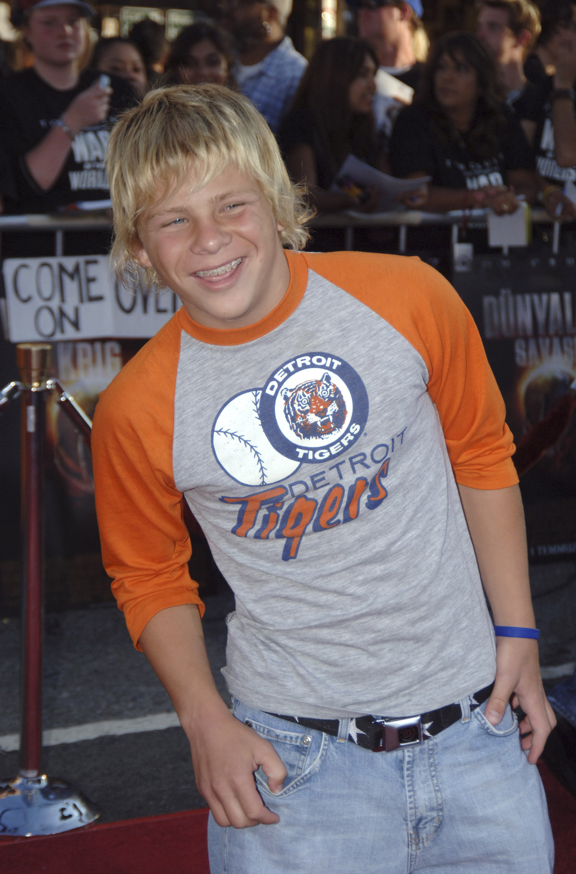 Jonathan Lipnicki durante el estreno en Los Ángeles y la función especial para fans de "War of the Worlds" en 2005. | Fuente: Getty Images