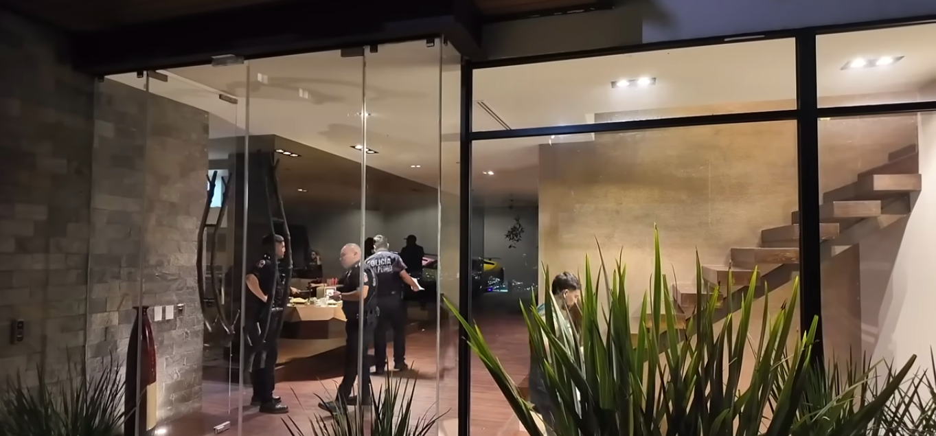 La casa tras el robo. | Foto: YouTube/Alfredo Valenzuela