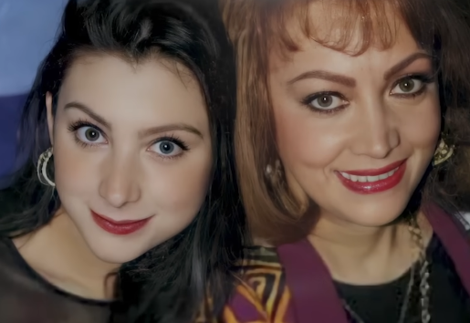 Norma y Paulina Lazareno. | Fuente: Youtube/Tlnovelas