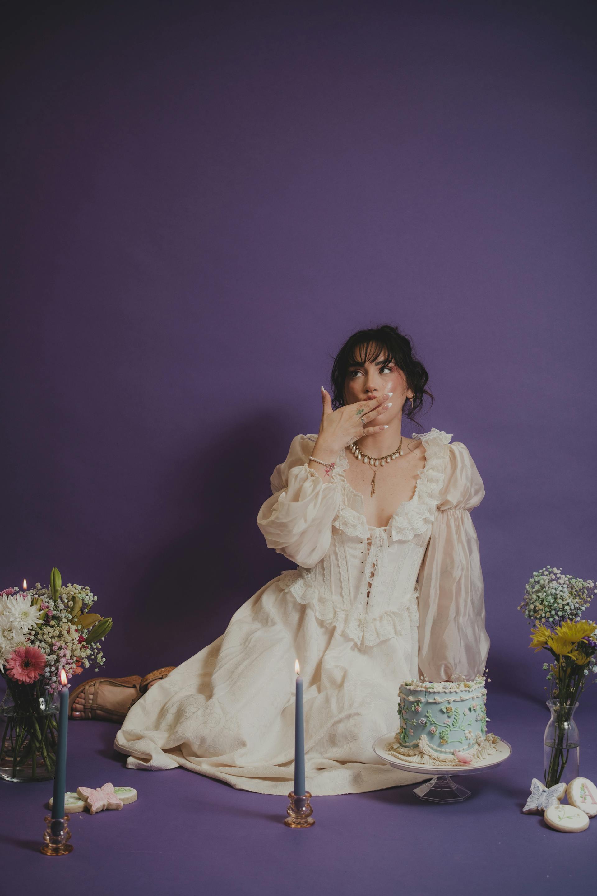 Una mujer celebrando su cumpleaños | Fuente: Pexels