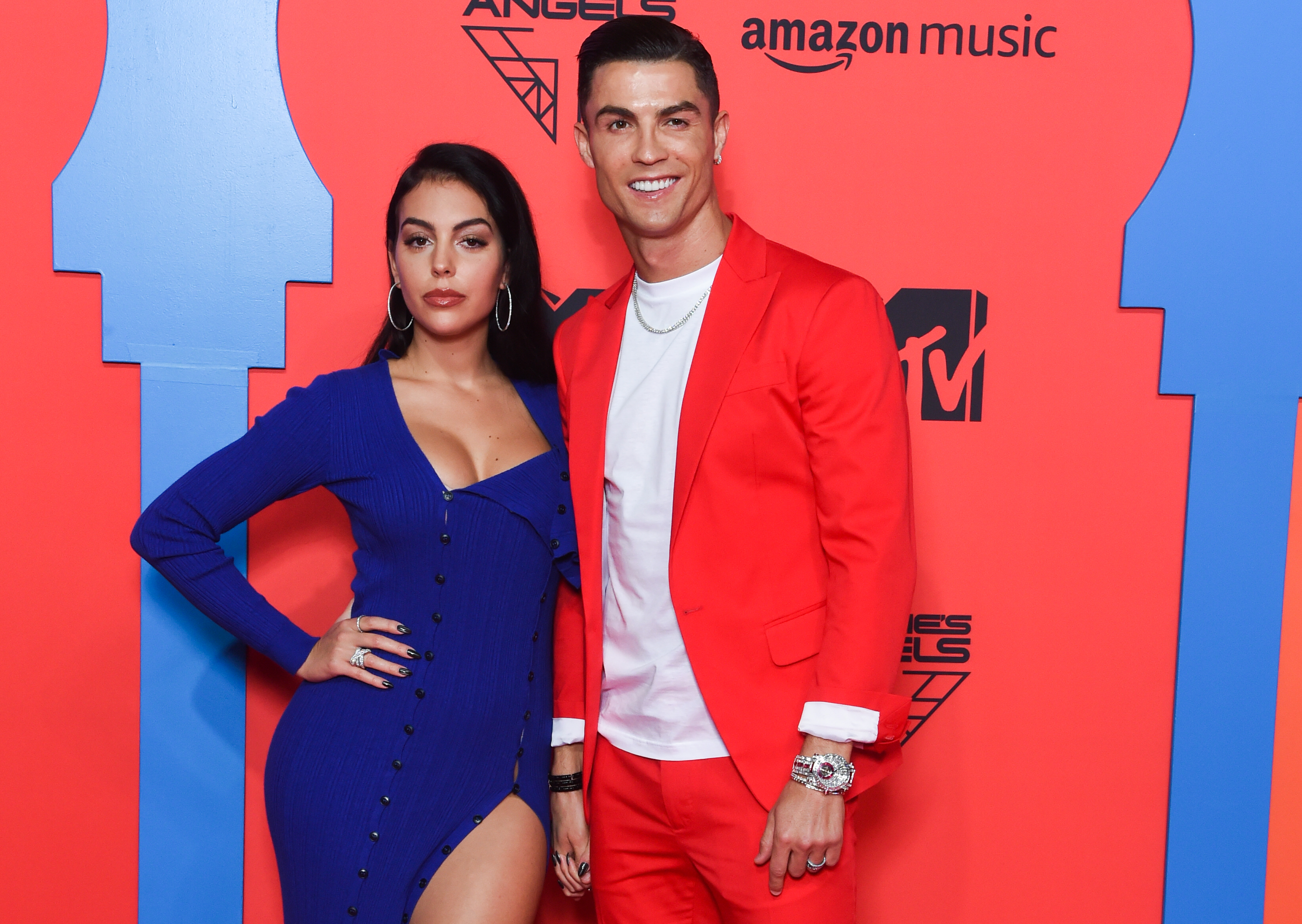 Georgina Rodríguez y Cristiano Ronaldo asistieron a los MTV EMAs 2019 en el Centro de Congresos y Exposiciones FIBES el 3 de noviembre de 2019 en Sevilla, España. | Fuente: Getty Images.