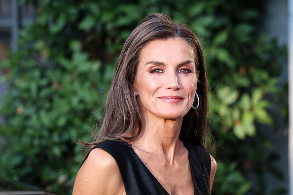 La reina Letizia de España asiste a la inauguración de la temporada 2024/2025 del Teatro Real el 23 de septiembre de 2024 en Madrid, España | Fuente: Getty Images