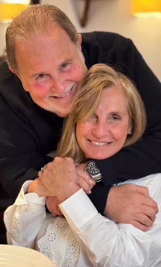 Raúl de Molina y su esposa Mily en su aniversario número 31 | Fuente: Instagram/rauldemolina
