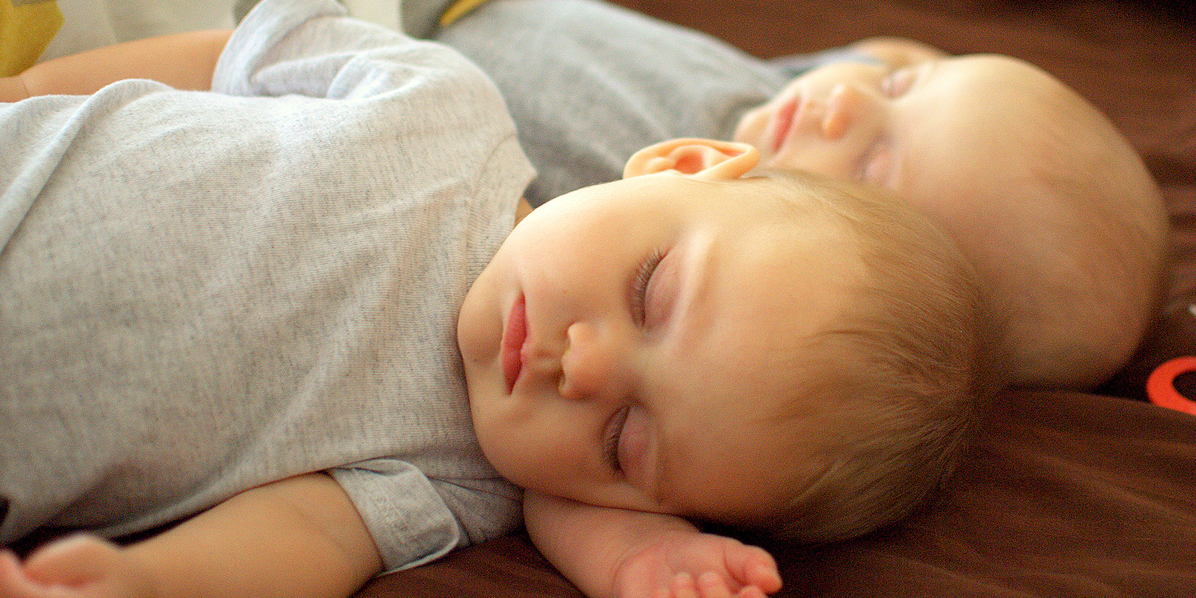 Gemelos recién nacidos | Fuente: Flickr