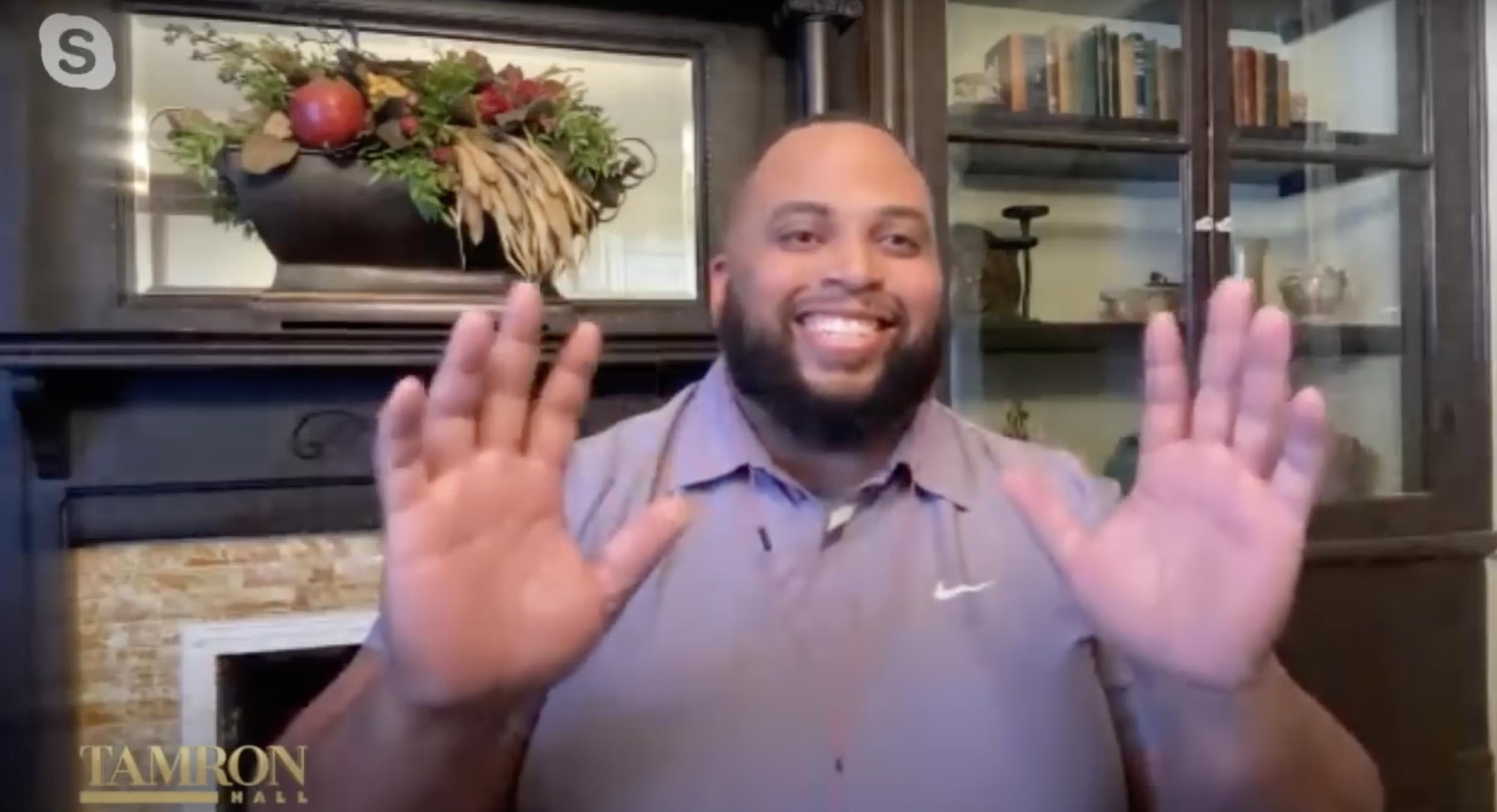 El futbolista durante una entrevista en "The Tamron Hall Show" el 11 de febrero de 2021 | Fuente: YouTube/TamronHallShow