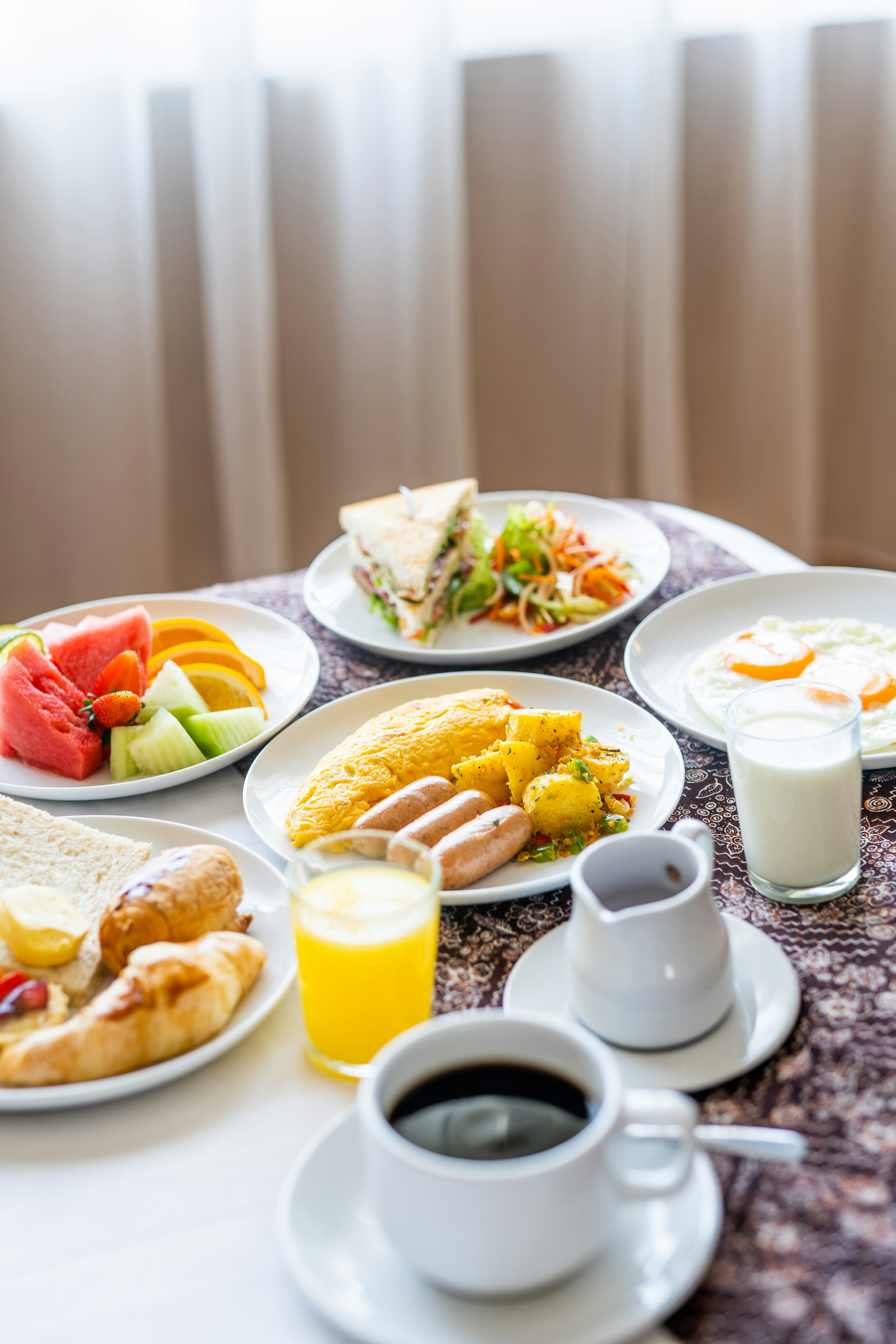 Comida en un buffet de desayuno | Fuente: Unsplash