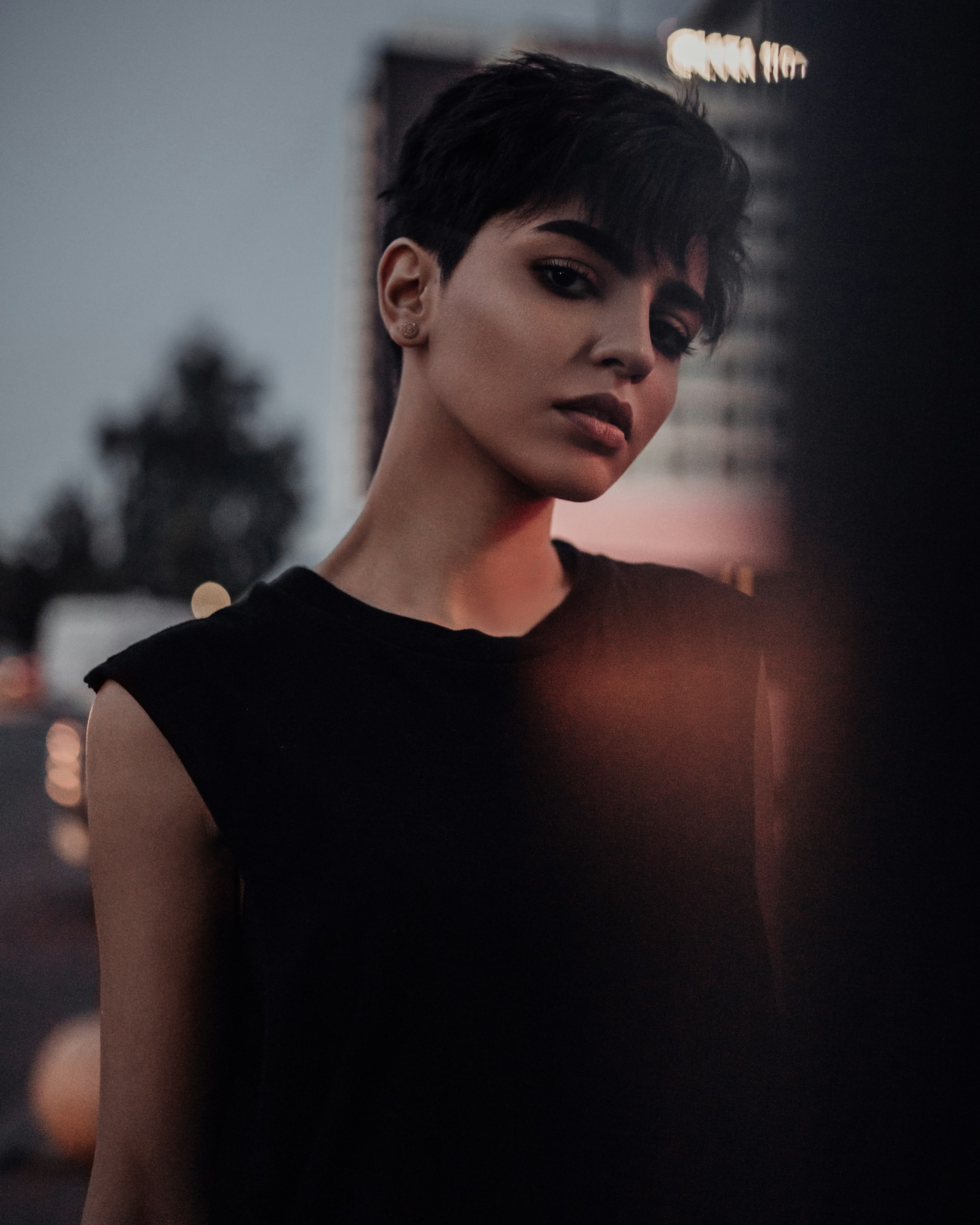 Una mujer con el pelo corto | Fuente: Unsplash