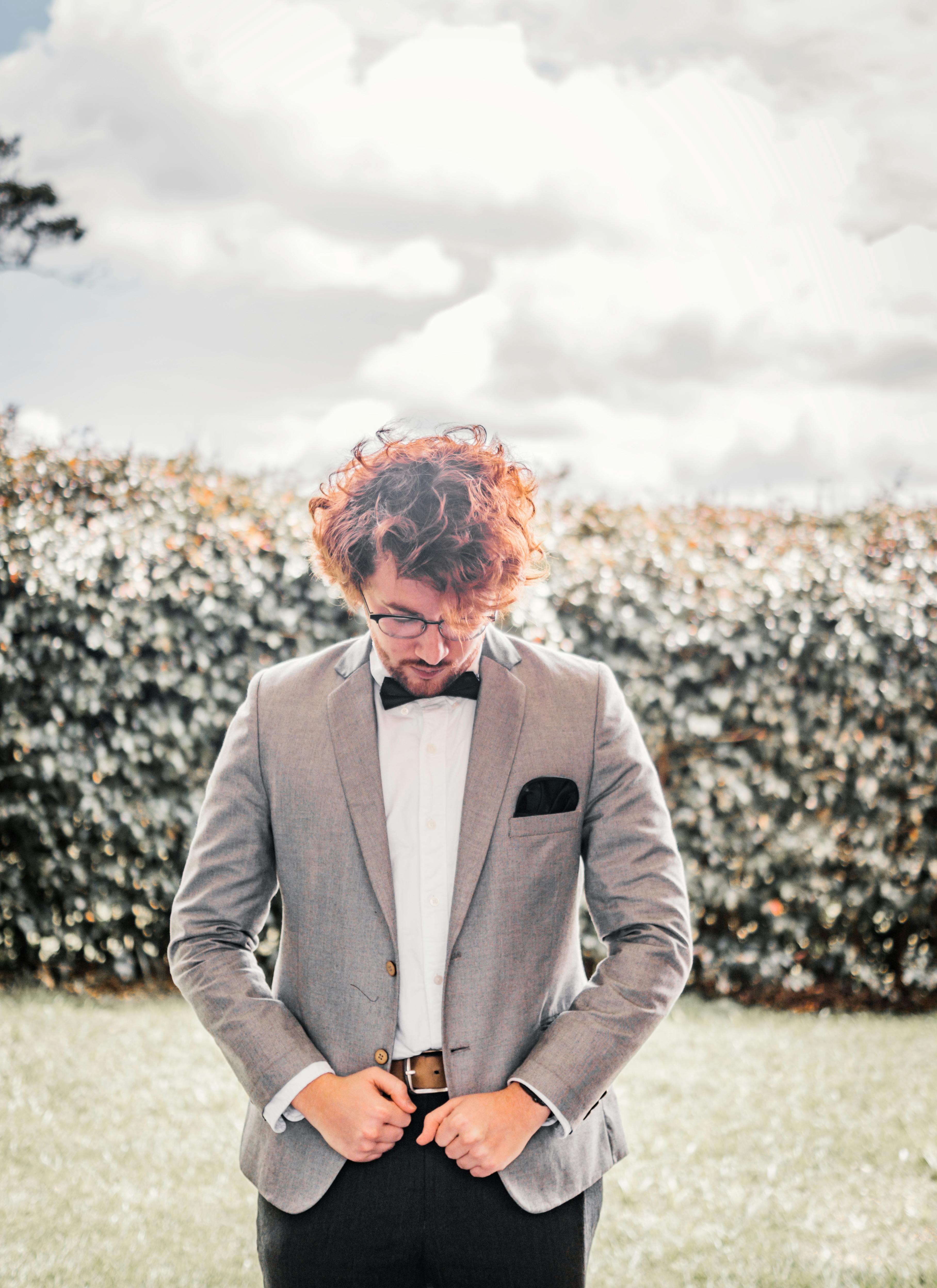 Un novio nervioso | Fuente: Pexels