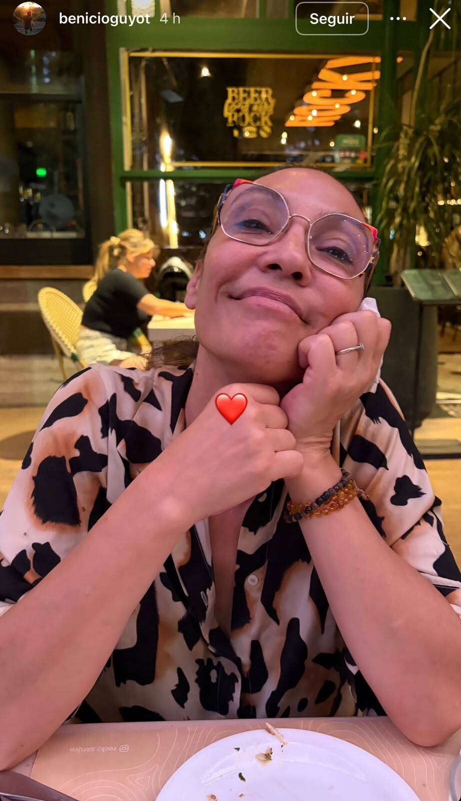 Benicio Guyot compartió una fotografía de su madre, Ernestina Pais, tras su fallecimiento | Fuente: Instagram Stories/benicioguyot