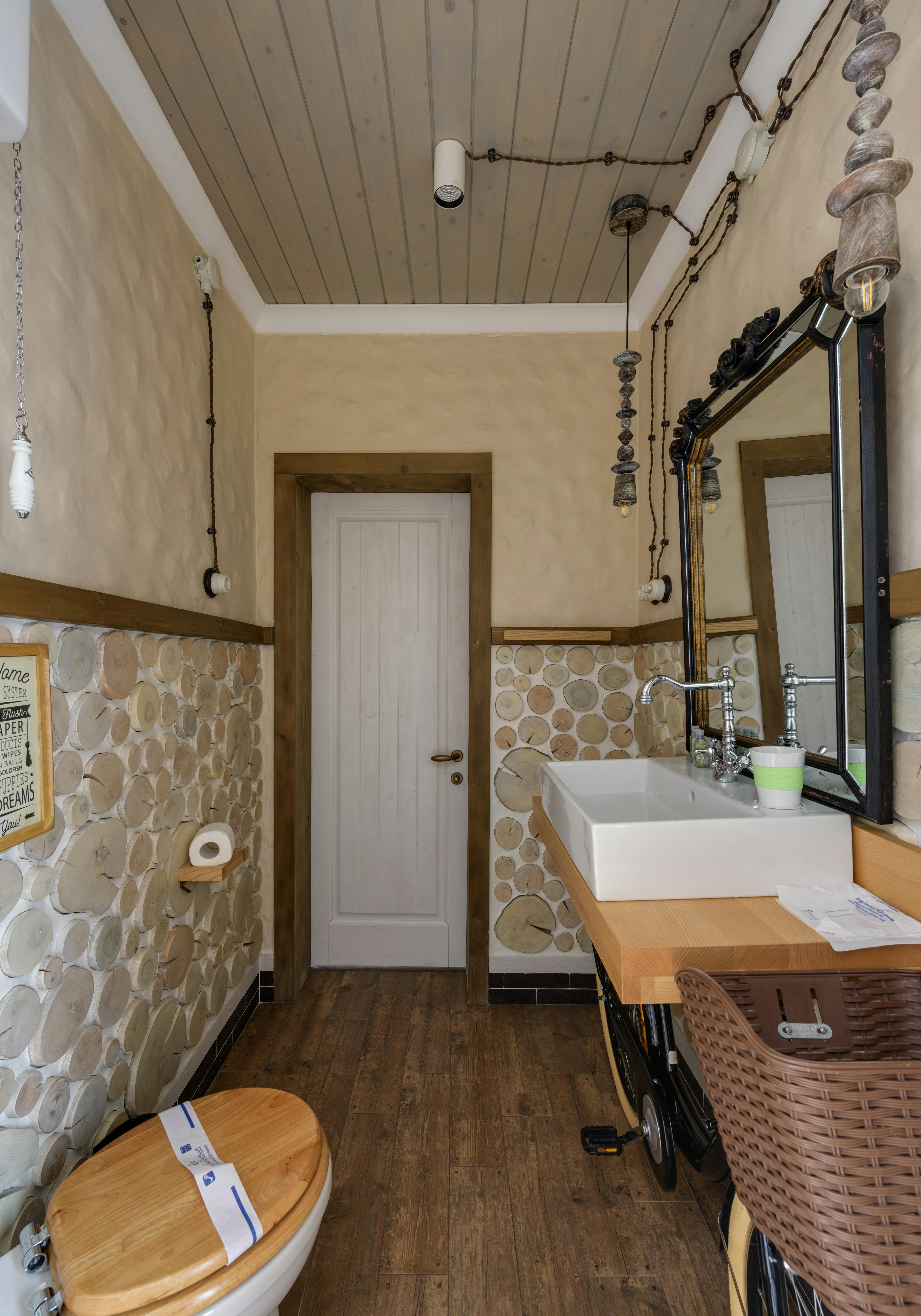Un baño en una casa | Fuente: Pexels