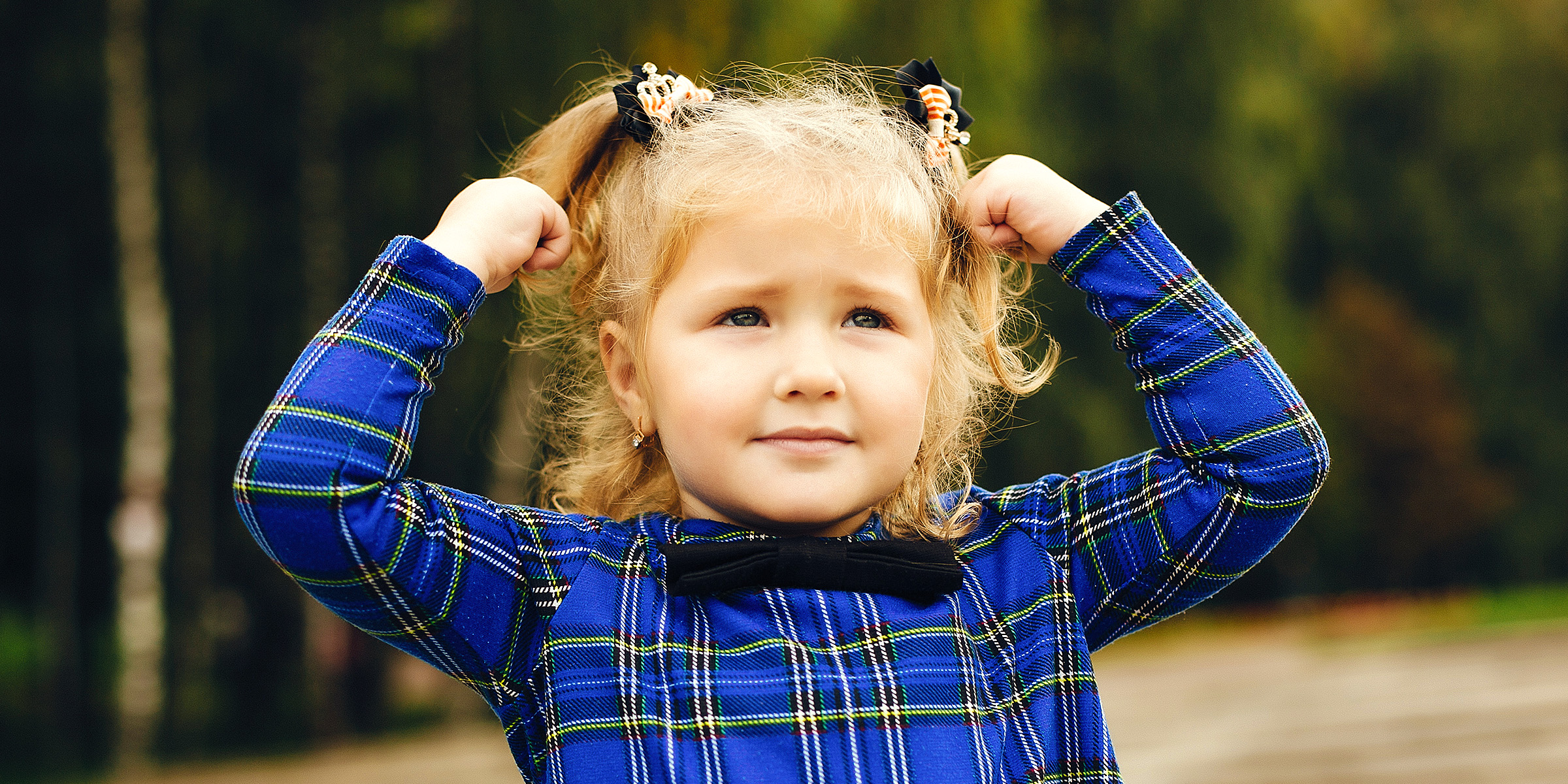 Una niña sonriendo | Fuente: Freepik