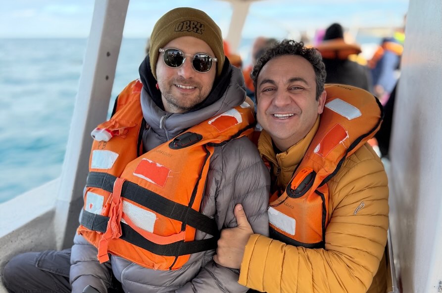 Hugo y Diego compartiendo un momento especial. | Fuente: Instagram/@diegotopaok